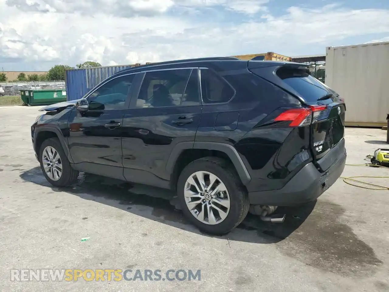 2 fotografías del automóvil dañado 2T3C1RFV5SW372661 TOYOTA RAV4 2025