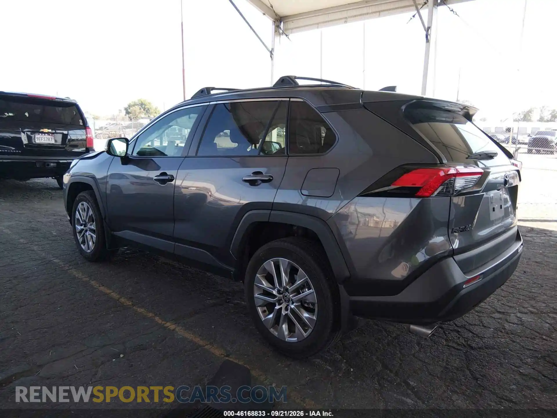 3 Фотография поврежденного автомобиля 2T3C1RFV5SW386849 TOYOTA RAV4 2025