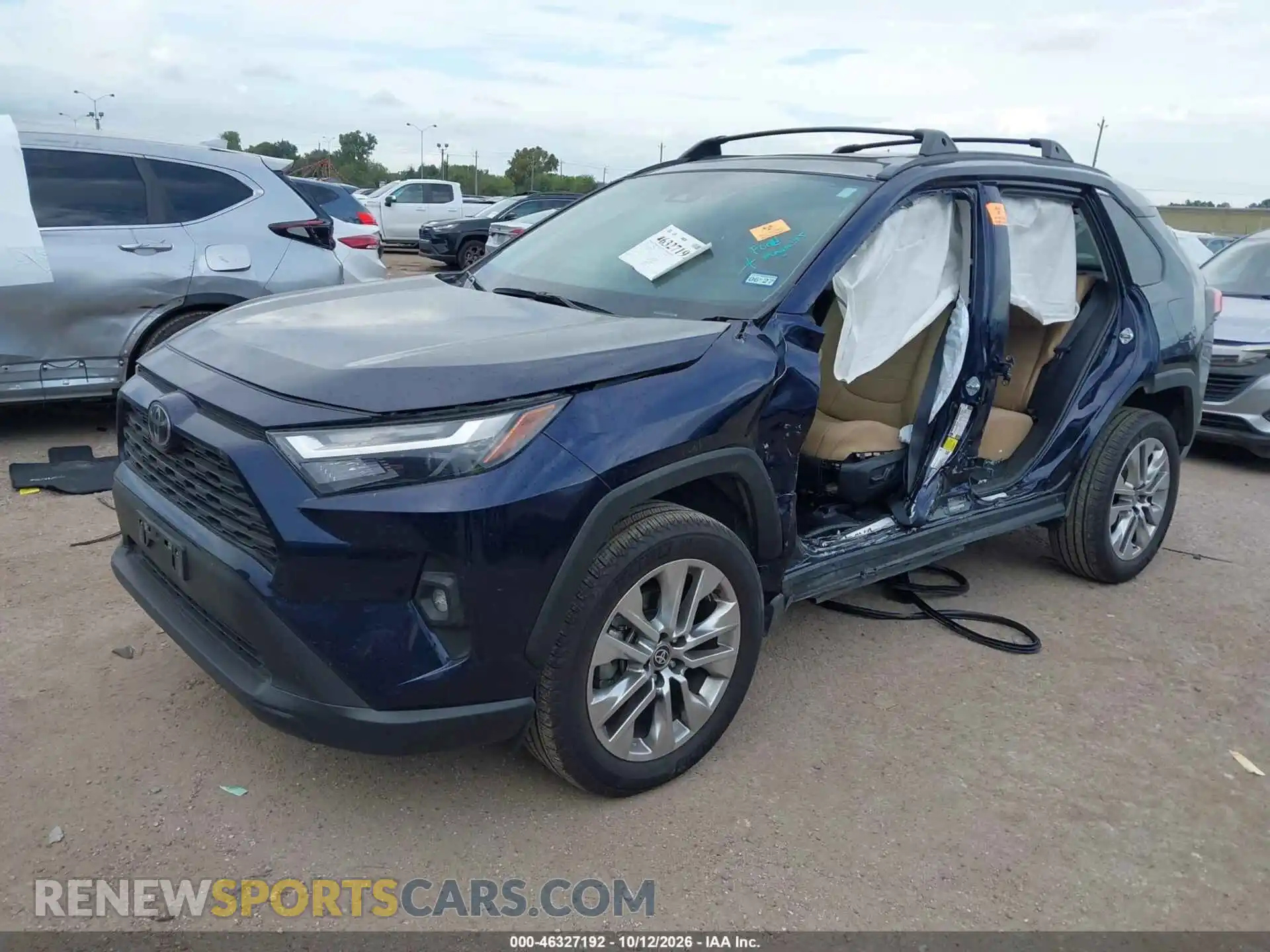 2 fotografías del automóvil dañado 2T3C1RFV5SW412060 TOYOTA RAV4 2025