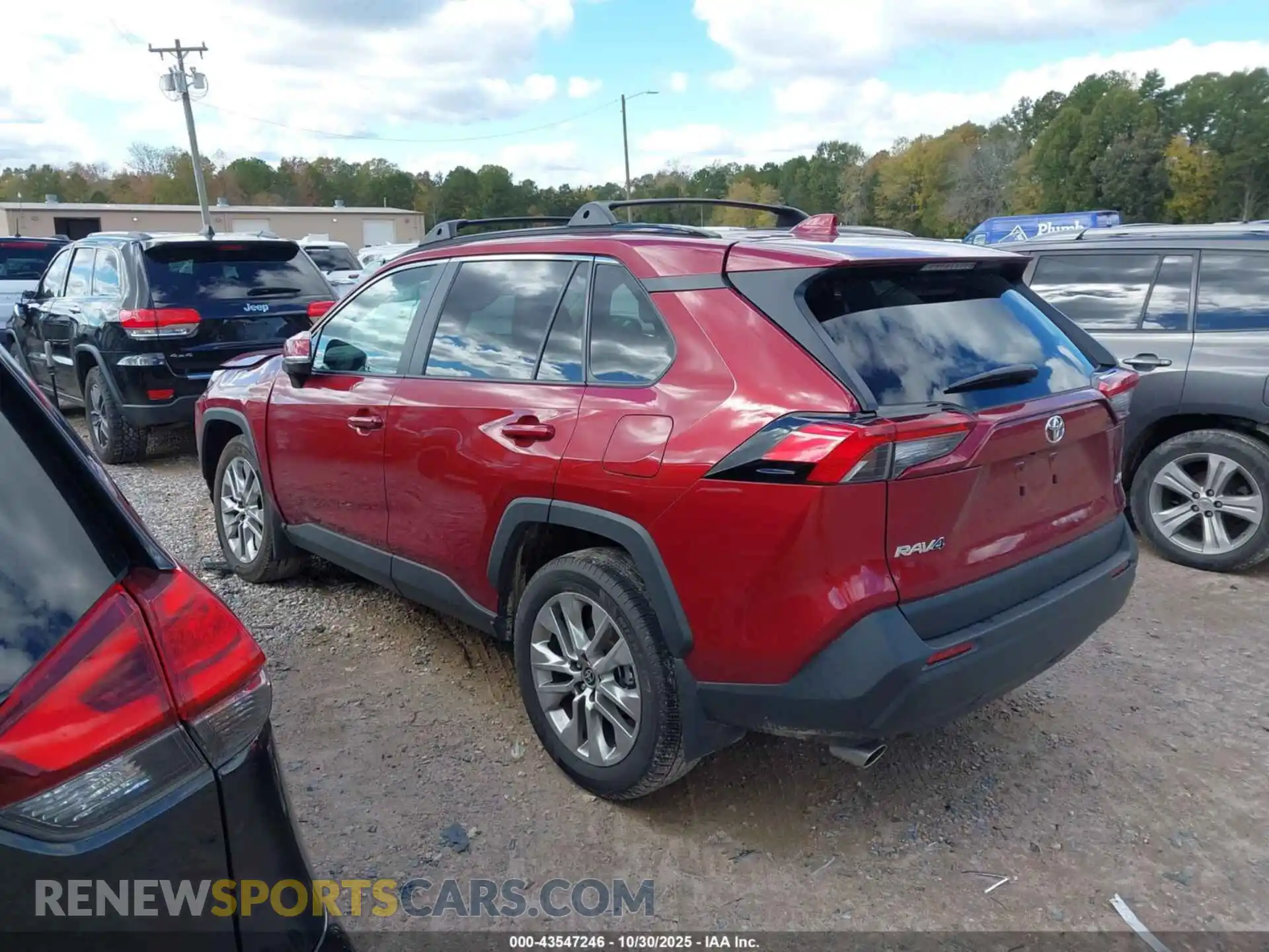 3 Photograph of a damaged car 2T3C1RFV6SW385130 TOYOTA RAV4 2025
