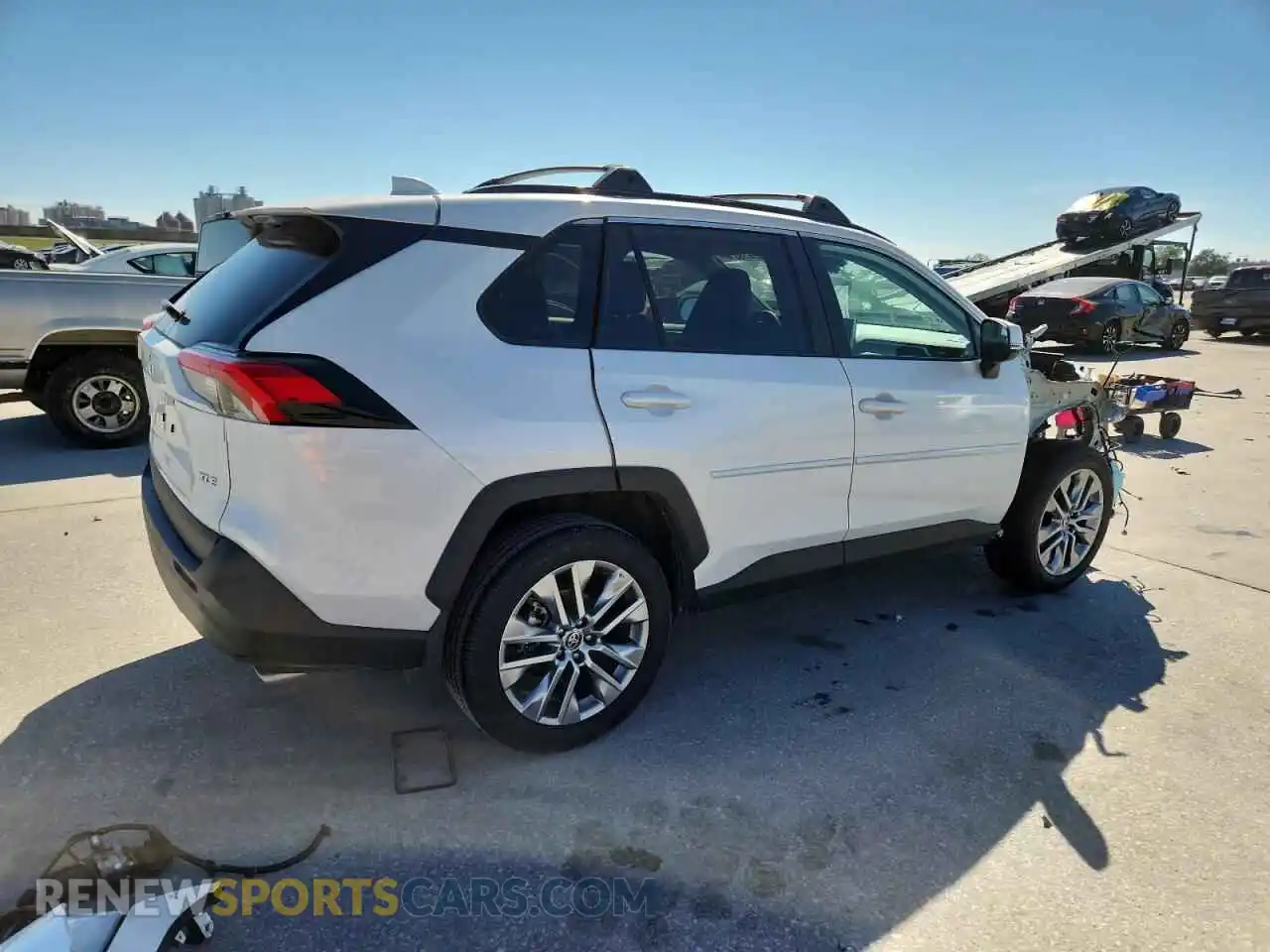 3 Фотография поврежденного автомобиля 2T3C1RFV6SW405621 TOYOTA RAV4 2025
