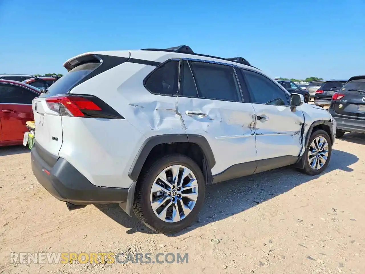 3 fotografías del automóvil dañado 2T3C1RFV6SW432284 TOYOTA RAV4 2025