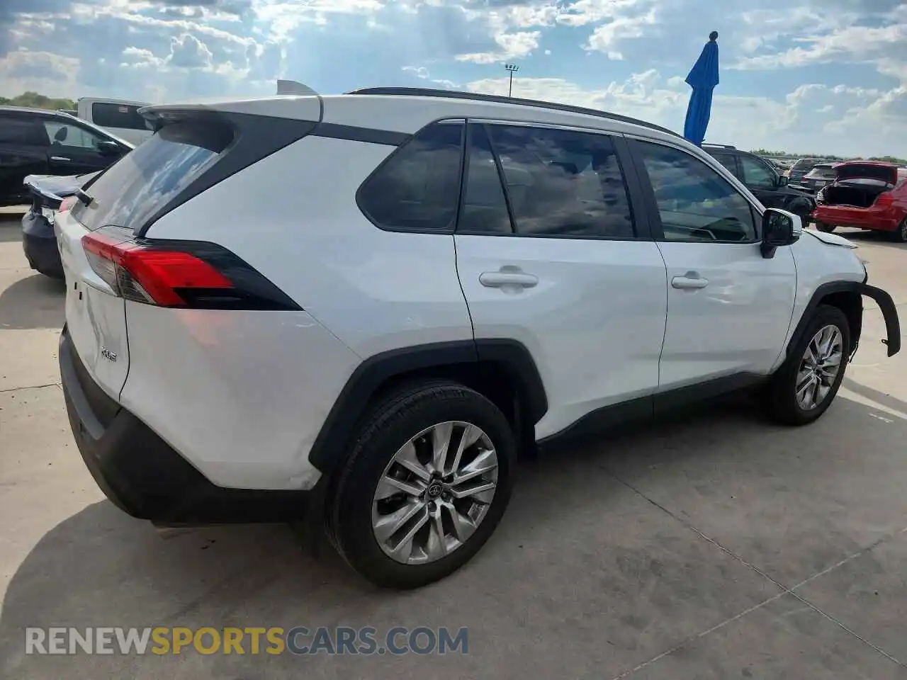 3 Photograph of a damaged car 2T3C1RFV7SW376775 TOYOTA RAV4 2025