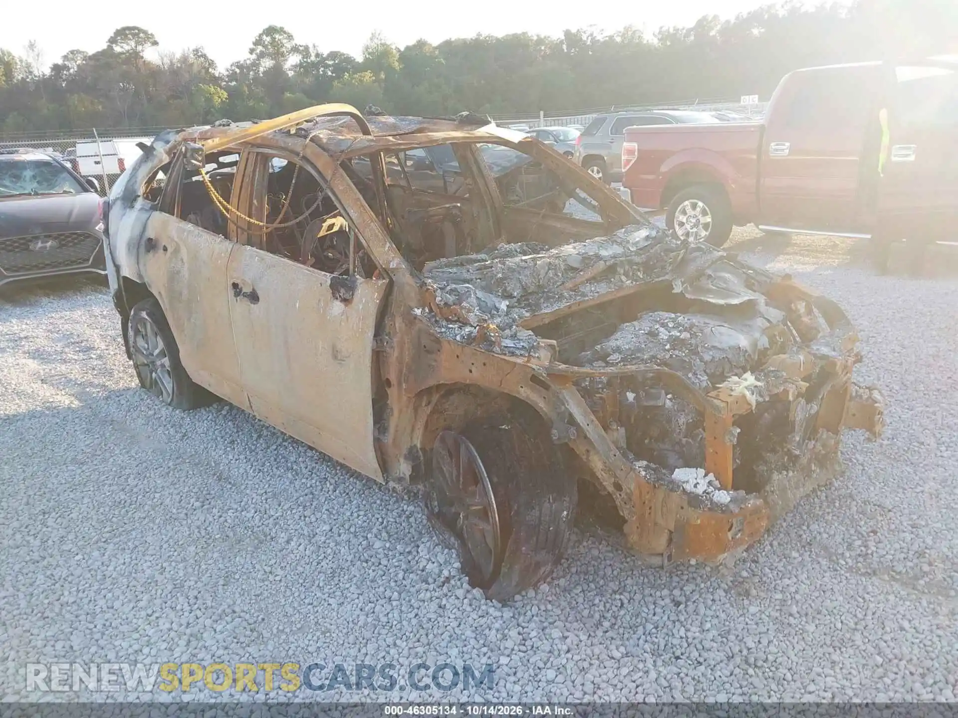 1 Photograph of a damaged car 2T3C1RFV8SC335475 TOYOTA RAV4 2025
