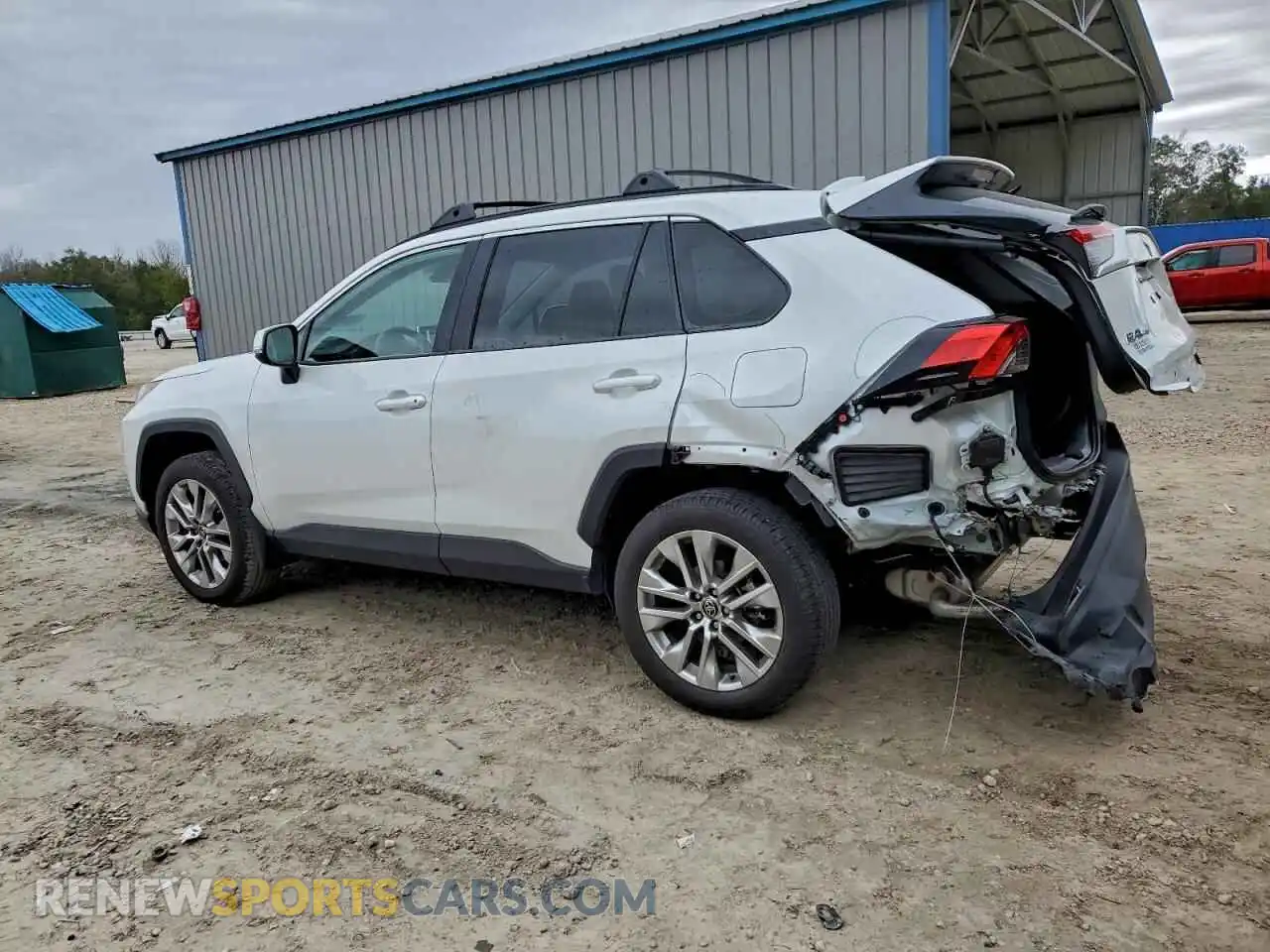 2 Фотография поврежденного автомобиля 2T3C1RFV8SW378180 TOYOTA RAV4 2025