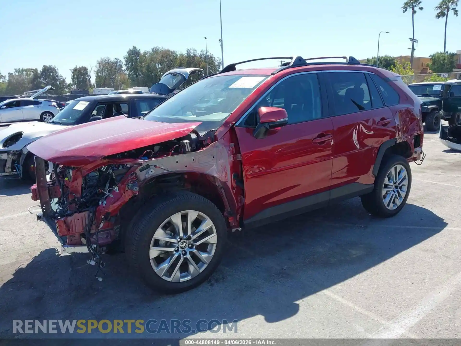 2 fotografías del automóvil dañado 2T3C1RFV8SW389275 TOYOTA RAV4 2025