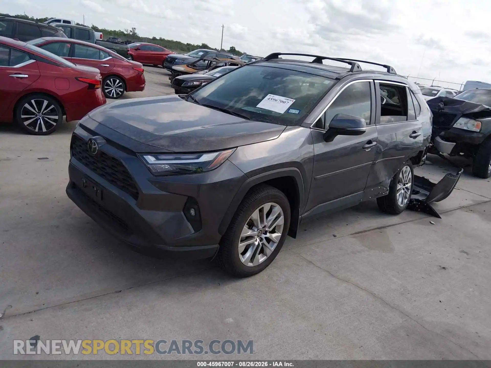 2 fotografías del automóvil dañado 2T3C1RFV9SC314215 TOYOTA RAV4 2025