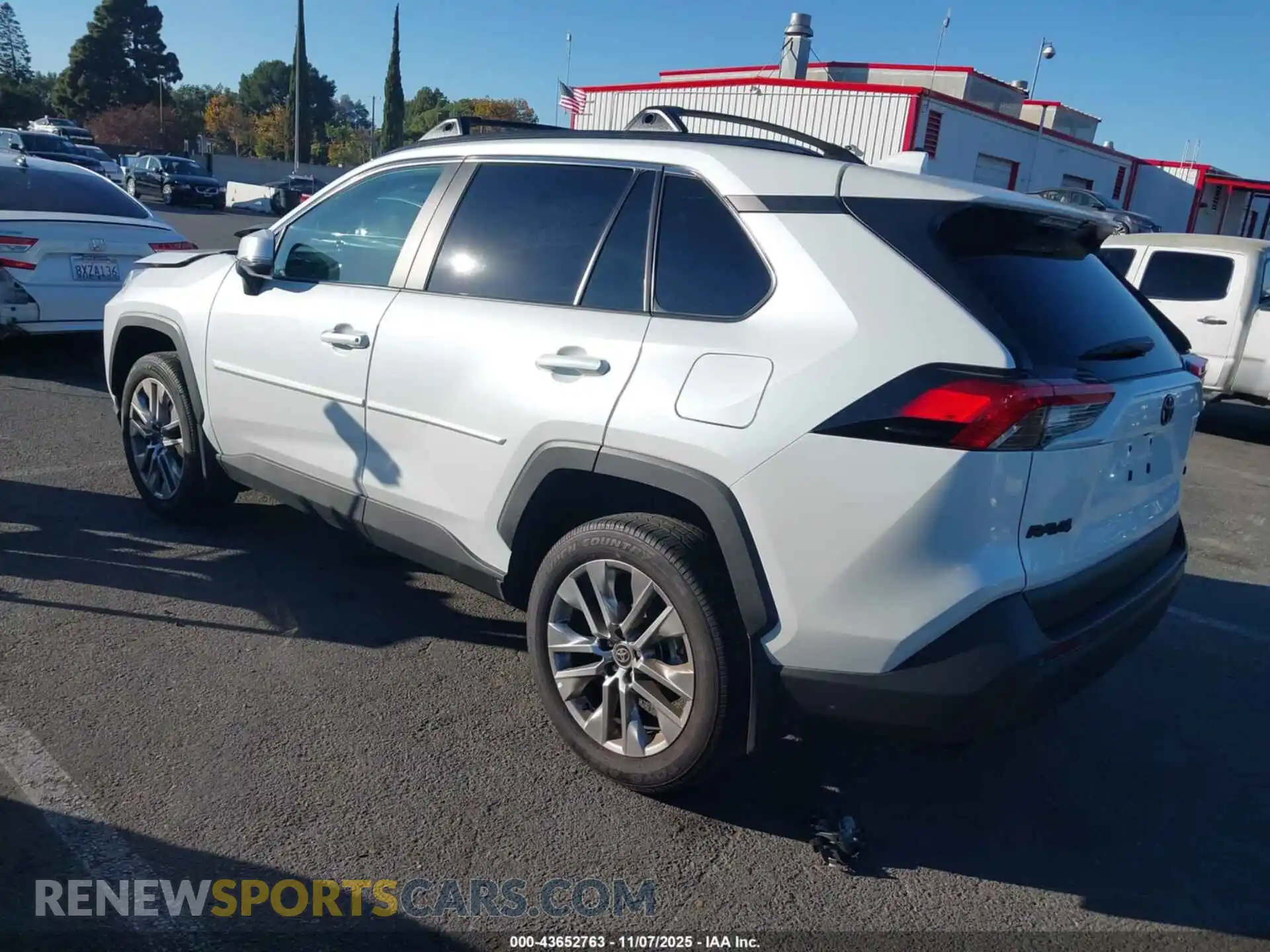 3 Photograph of a damaged car 2T3C1RFV9SW396722 TOYOTA RAV4 2025