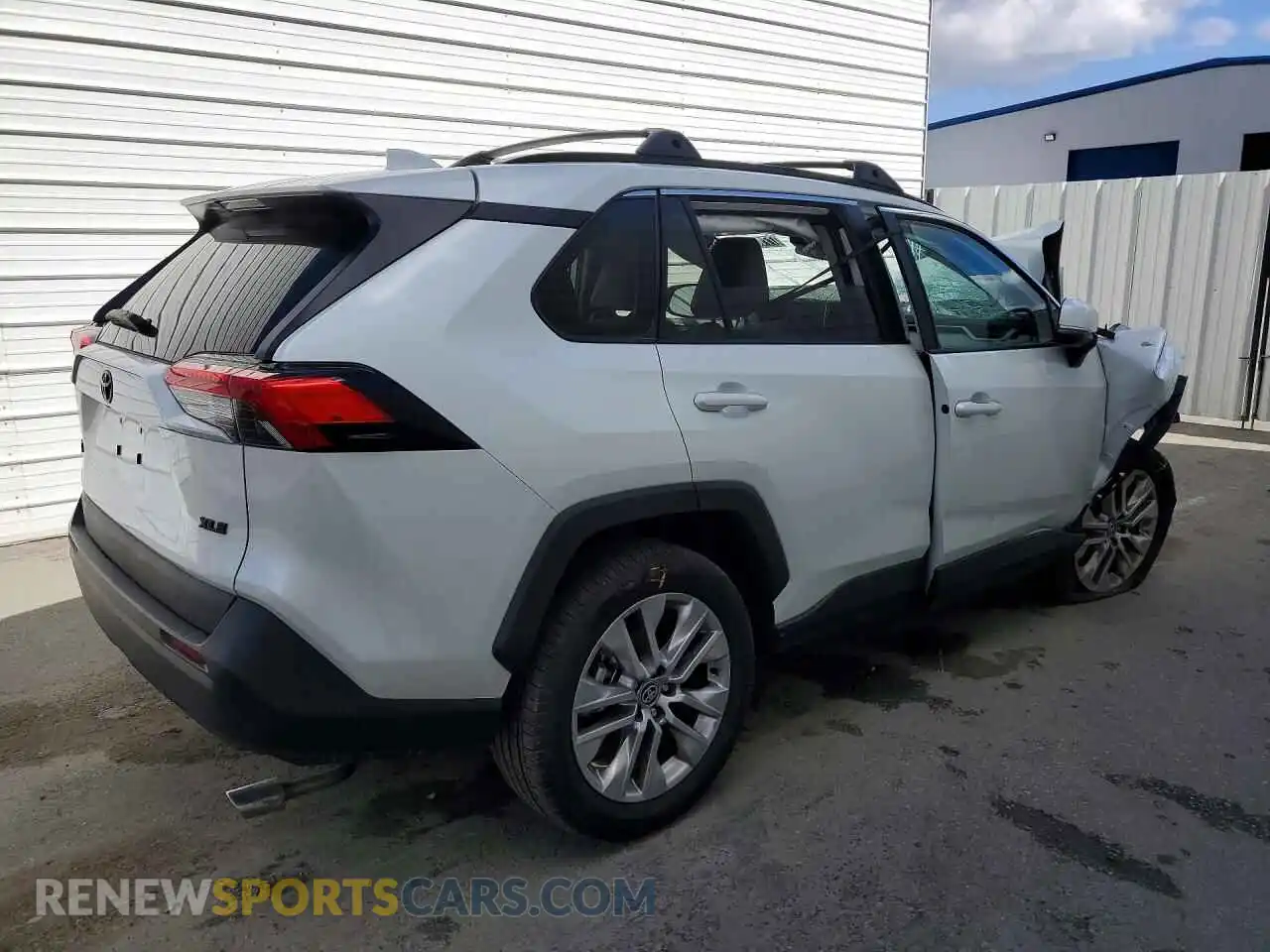 3 Photograph of a damaged car 2T3C1RFV9SW416855 TOYOTA RAV4 2025