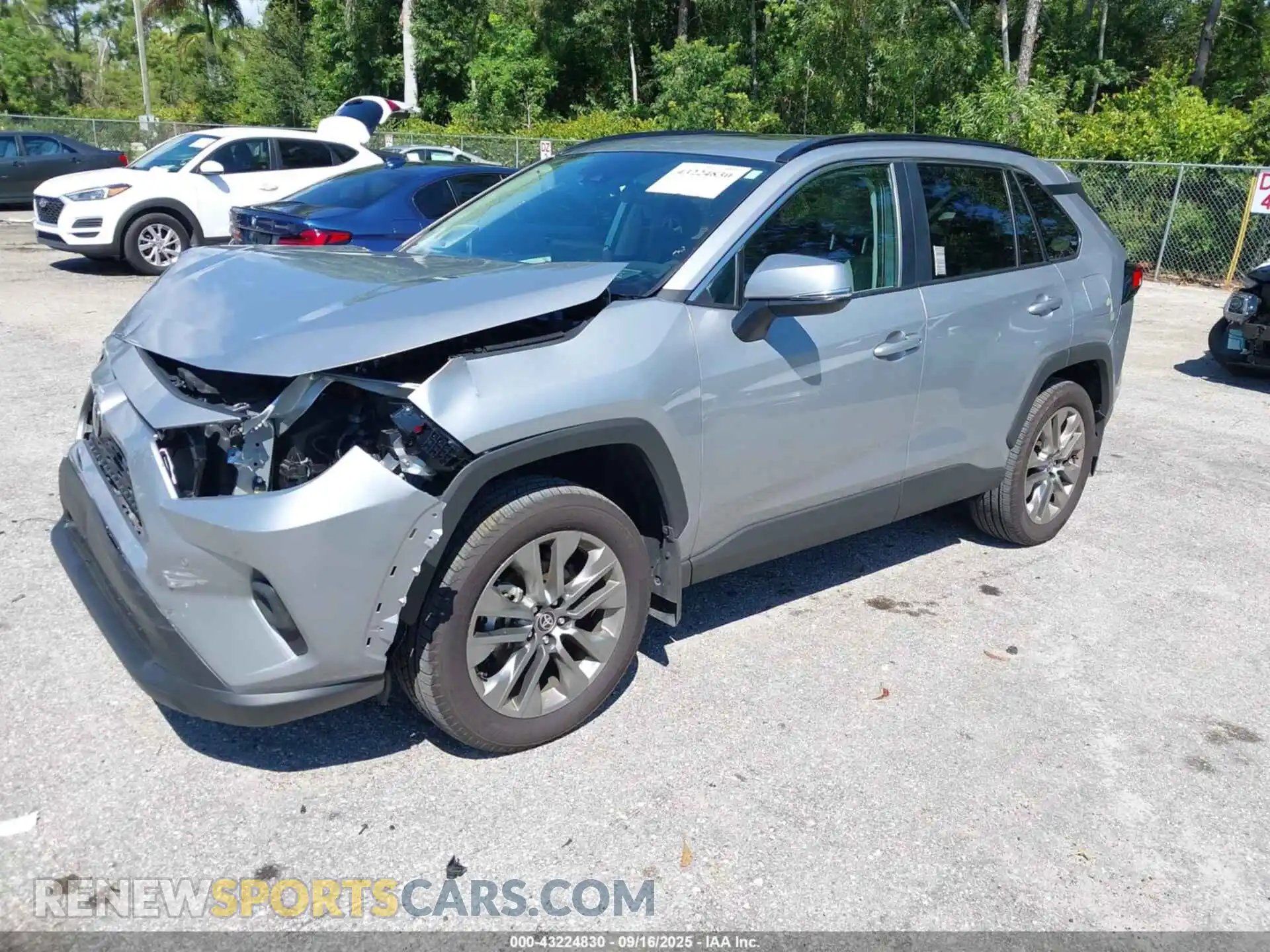 2 Photograph of a damaged car 2T3C1RFVXSC327801 TOYOTA RAV4 2025