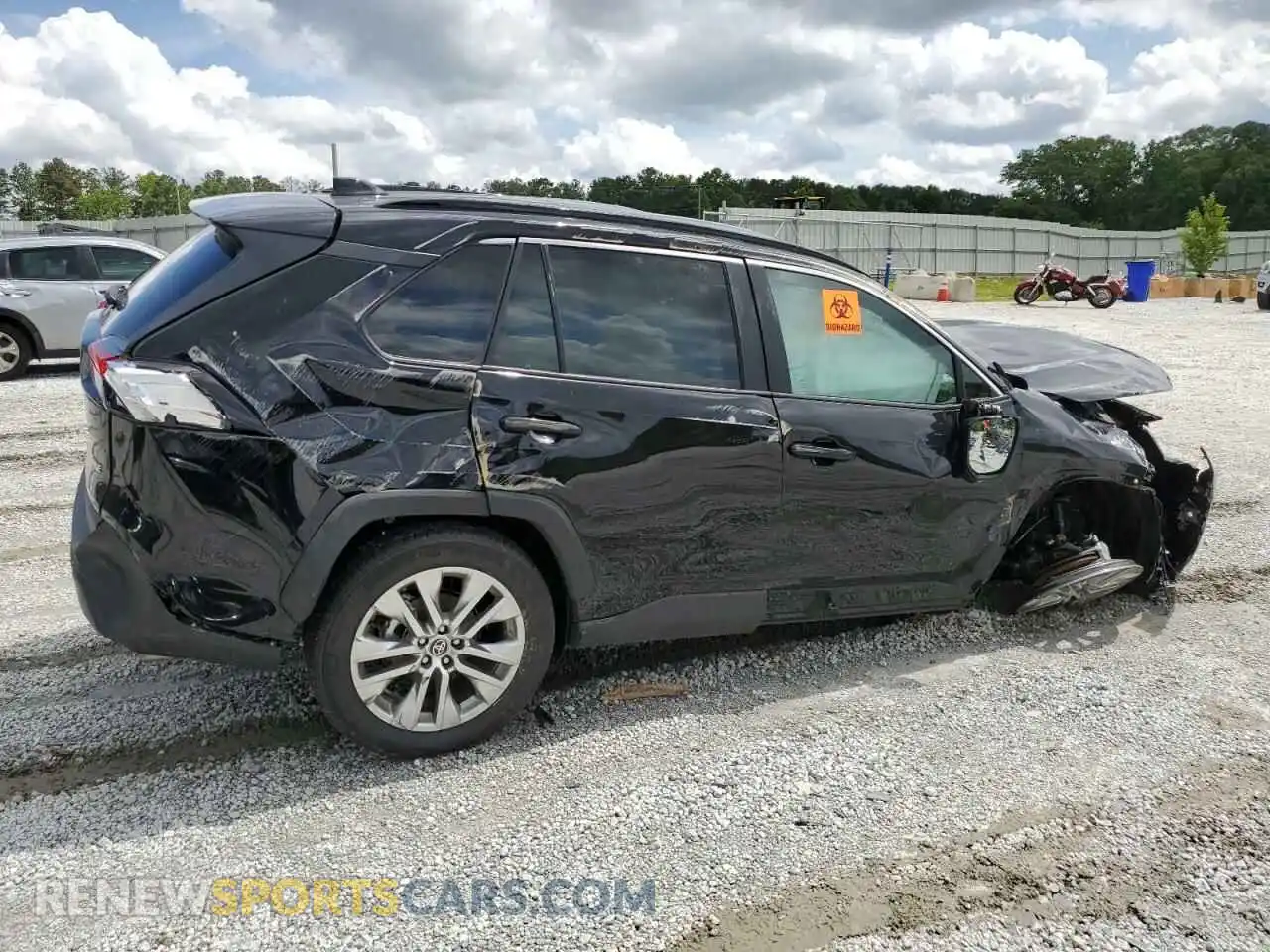 3 Photograph of a damaged car 2T3C1RFVXSW373756 TOYOTA RAV4 2025