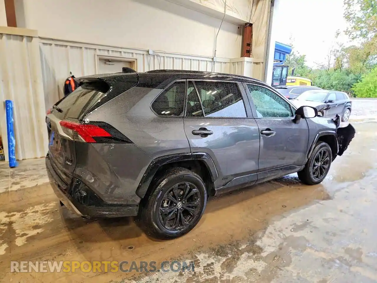 3 Фотография поврежденного автомобиля 2T3E6RFV7SW085221 TOYOTA RAV4 2025