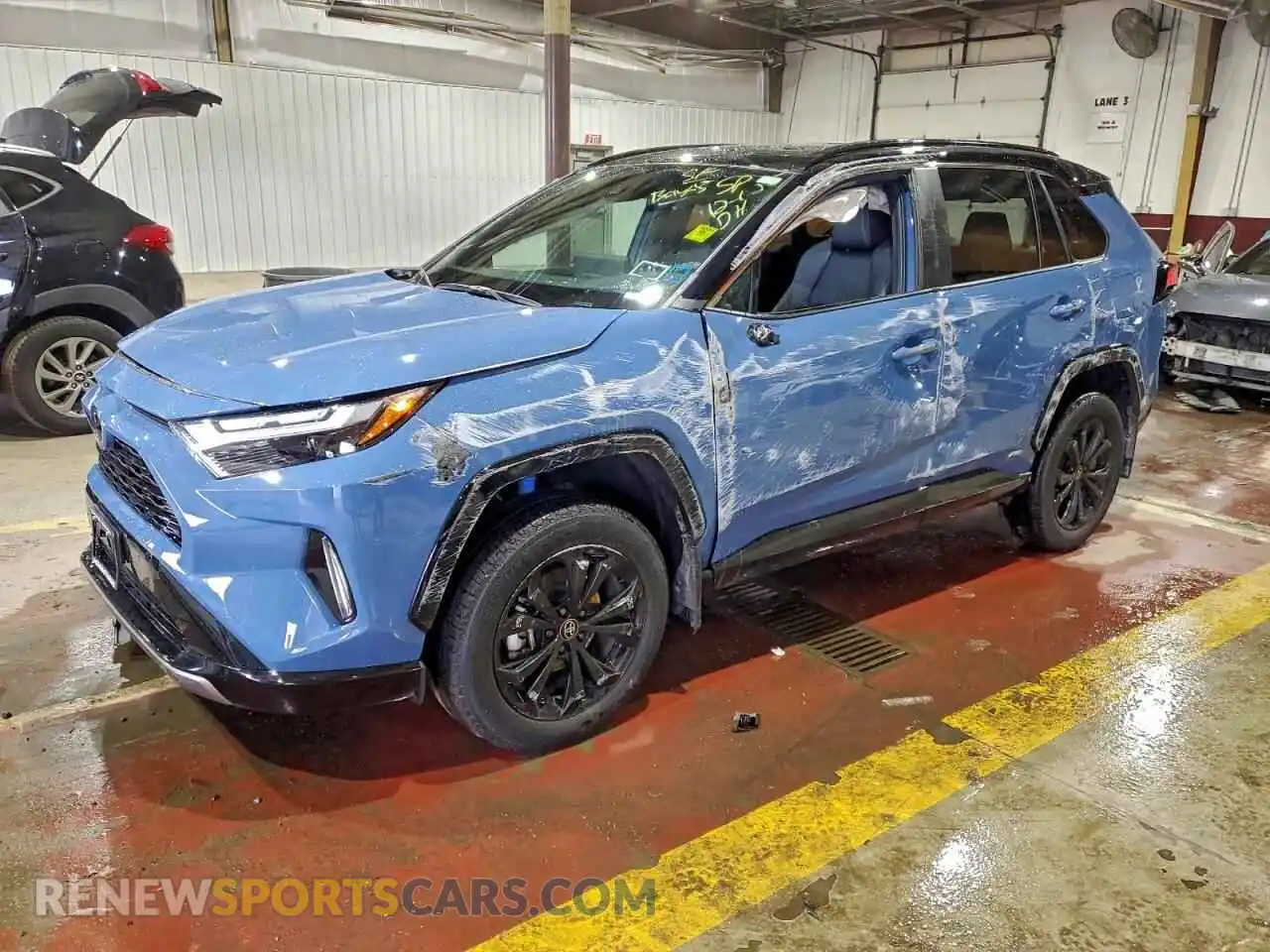 1 Photograph of a damaged car 2T3E6RFVXSW085844 TOYOTA RAV4 2025