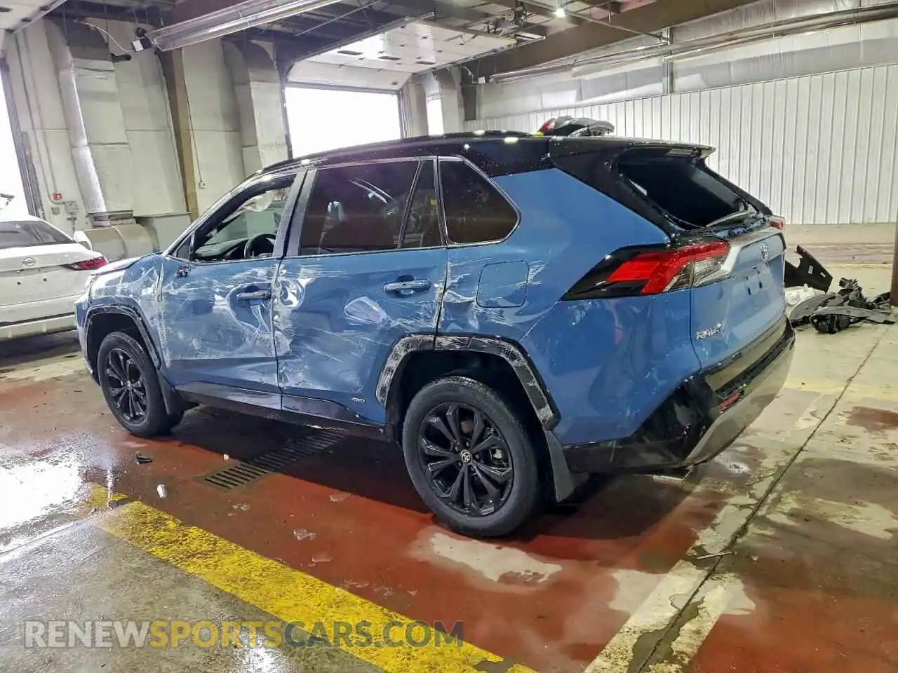 2 Photograph of a damaged car 2T3E6RFVXSW085844 TOYOTA RAV4 2025