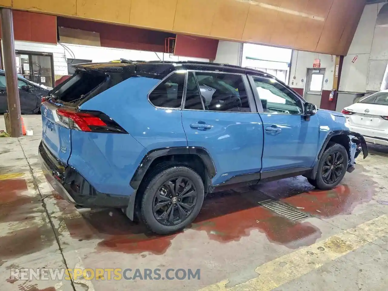 3 Photograph of a damaged car 2T3E6RFVXSW085844 TOYOTA RAV4 2025
