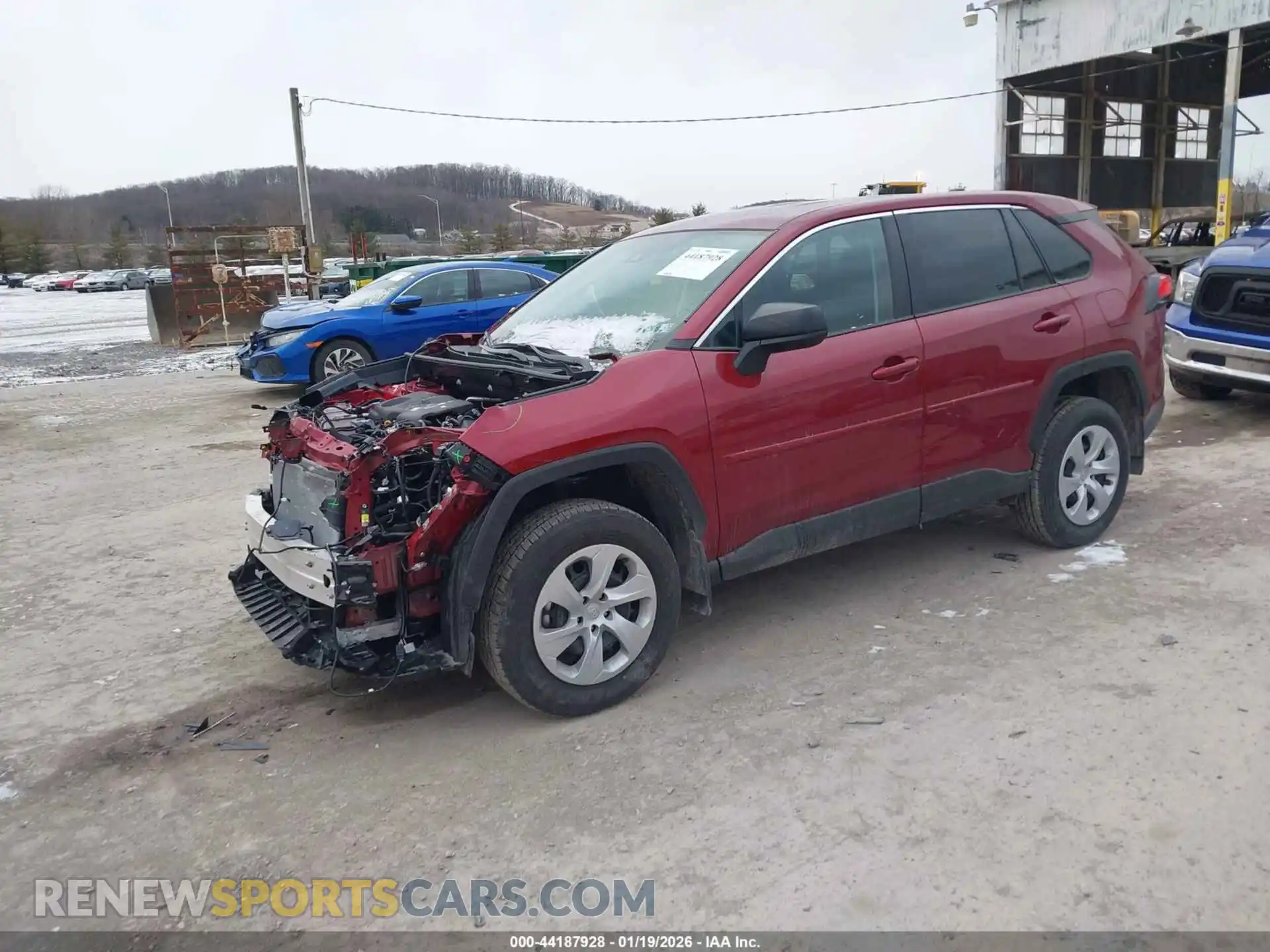 2 Photograph of a damaged car 2T3F1RFV0SW607643 TOYOTA RAV4 2025
