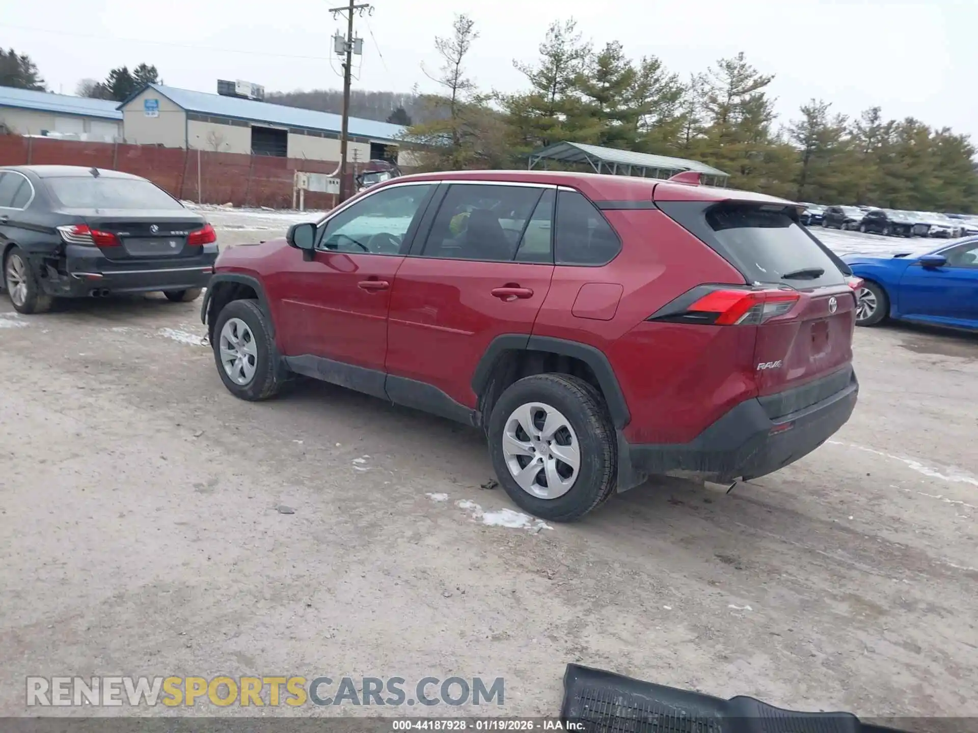 3 Photograph of a damaged car 2T3F1RFV0SW607643 TOYOTA RAV4 2025