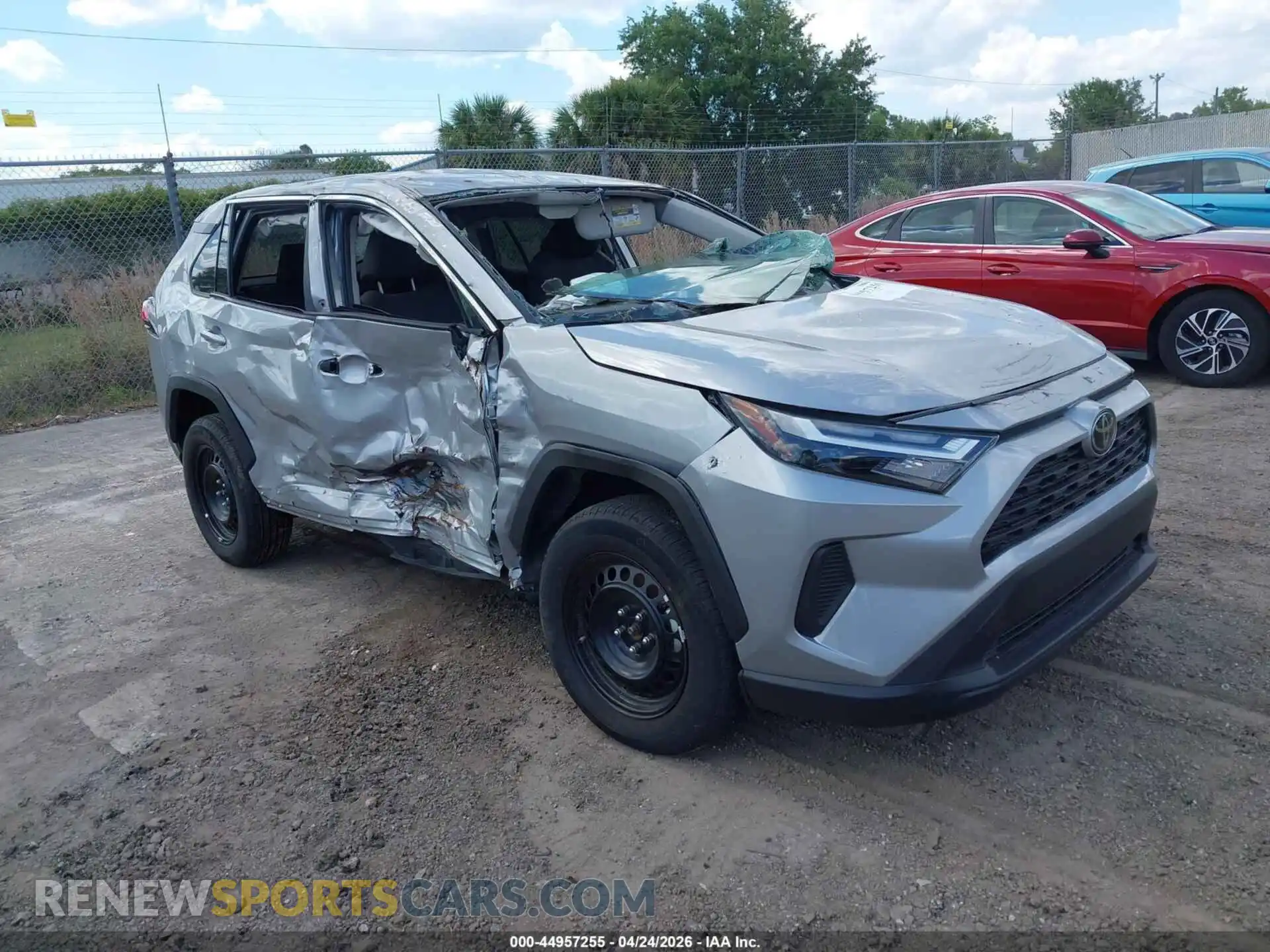1 Photograph of a damaged car 2T3F1RFV1SW496830 TOYOTA RAV4 2025