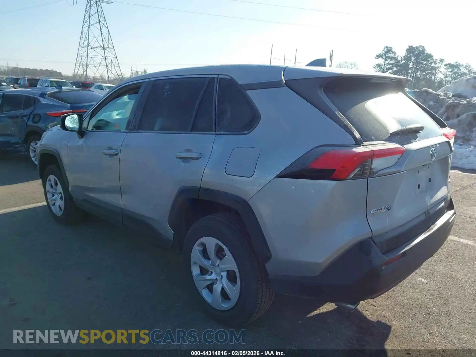 3 Photograph of a damaged car 2T3F1RFV2SW526322 TOYOTA RAV4 2025