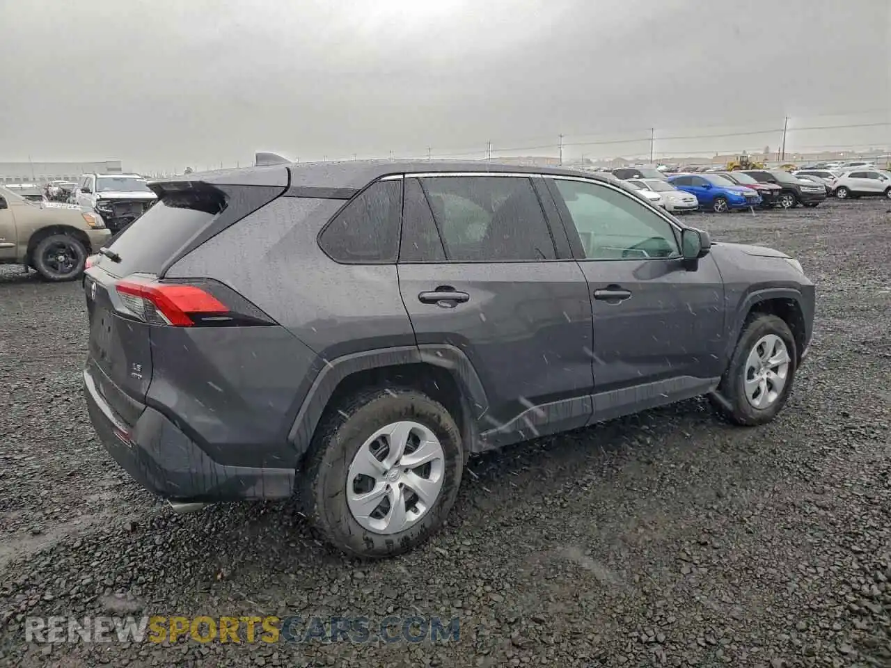 3 Photograph of a damaged car 2T3F1RFV3SW539113 TOYOTA RAV4 2025