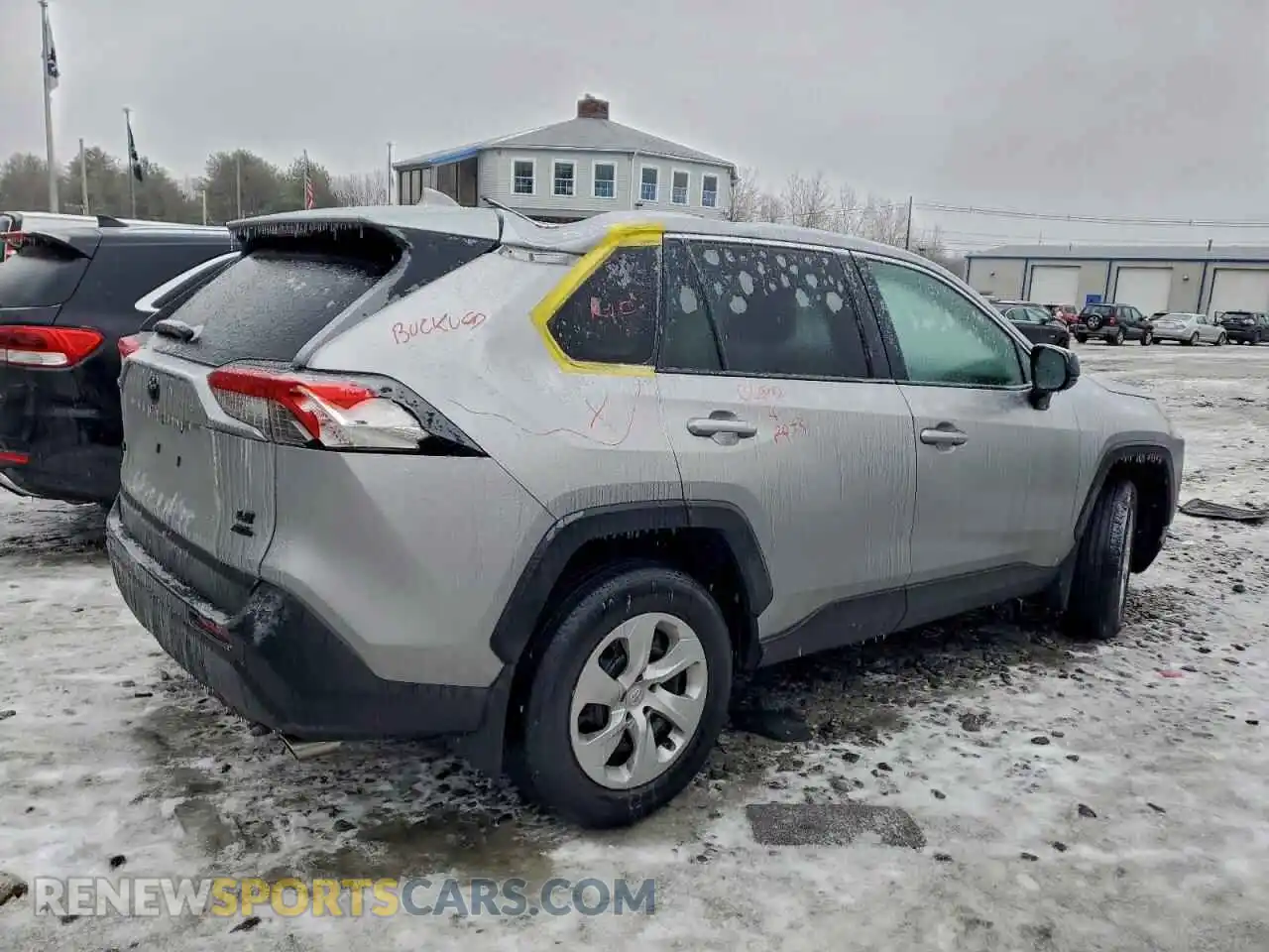 3 Photograph of a damaged car 2T3F1RFV4SW515628 TOYOTA RAV4 2025