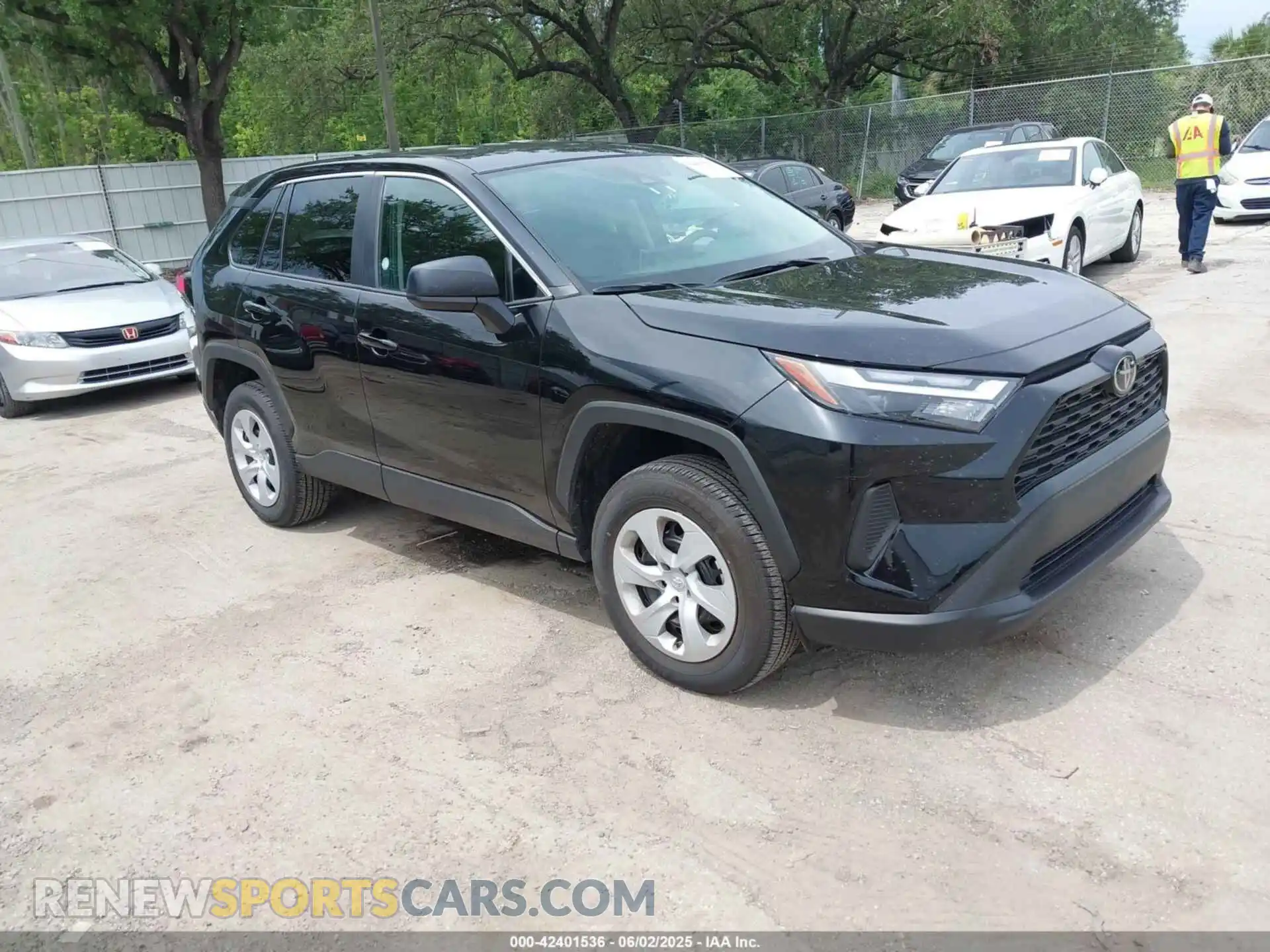 1 Photograph of a damaged car 2T3F1RFV6SC492029 TOYOTA RAV4 2025