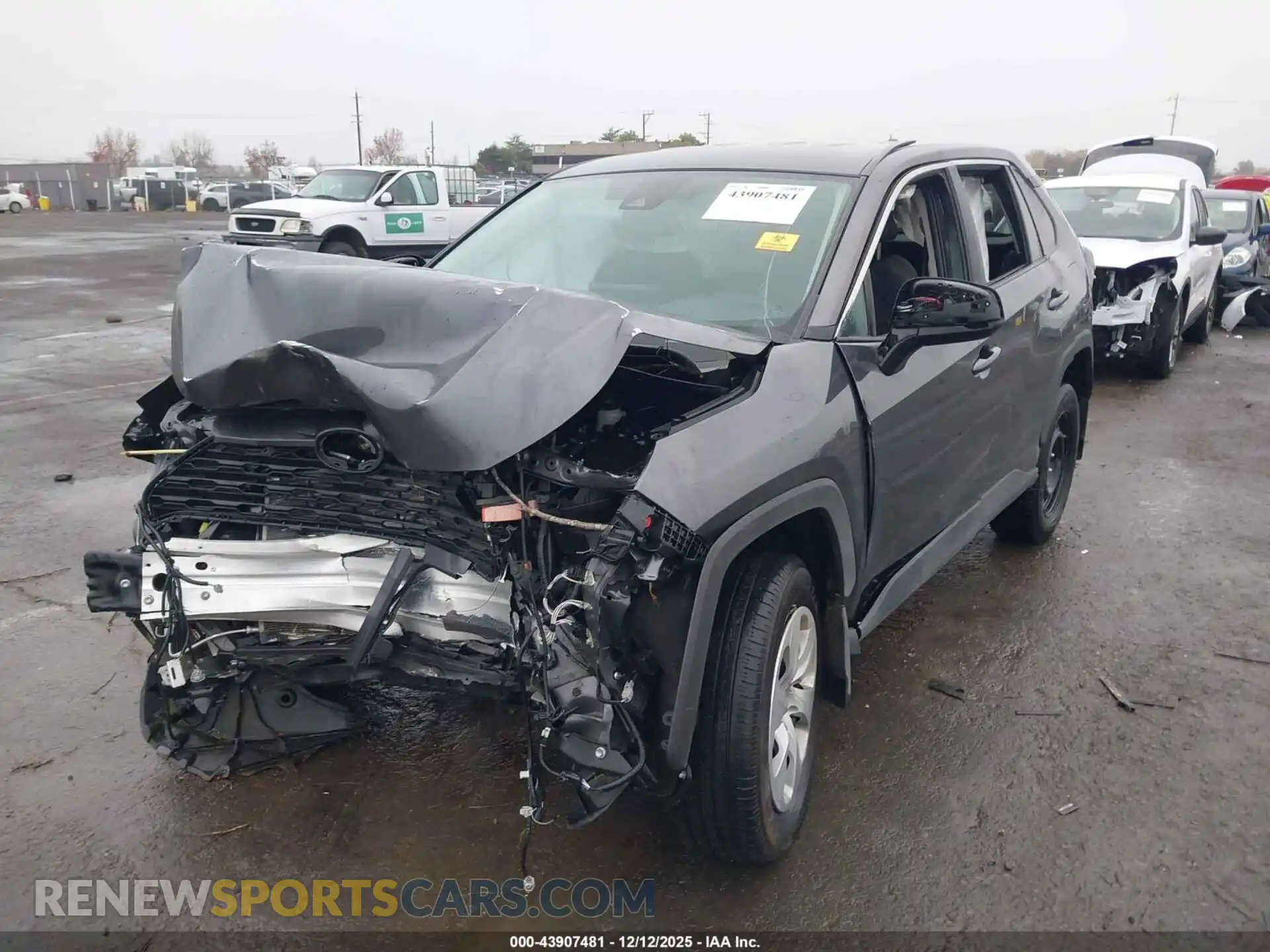 2 Photograph of a damaged car 2T3F1RFV7SC521473 TOYOTA RAV4 2025