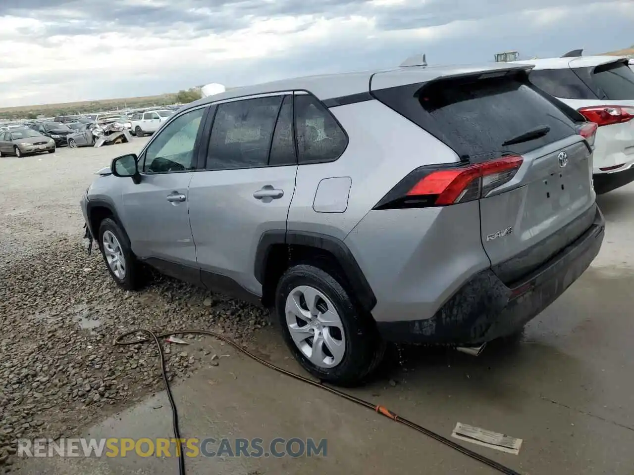 2 Фотография поврежденного автомобиля 2T3F1RFV7SW537008 TOYOTA RAV4 2025