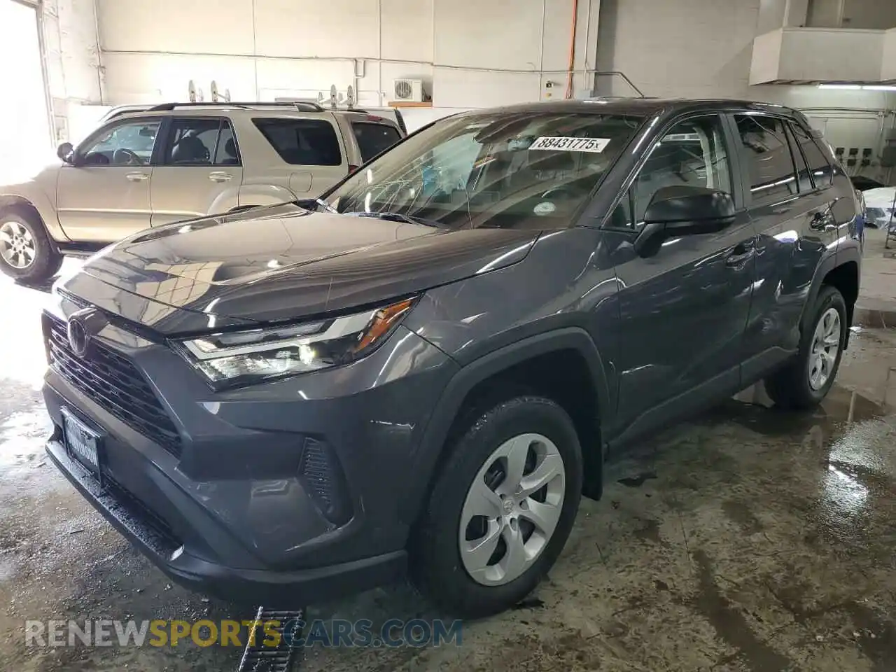 1 Photograph of a damaged car 2T3F1RFV8SW499496 TOYOTA RAV4 2025