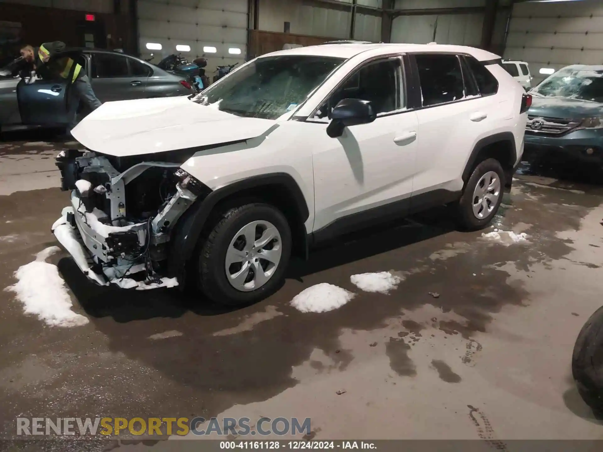 2 fotografías del automóvil dañado 2T3F1RFV9SC491134 TOYOTA RAV4 2025