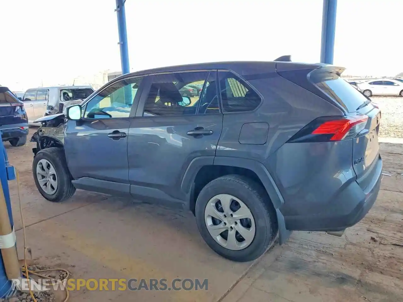 2 Photograph of a damaged car 2T3F1RFV9SW581527 TOYOTA RAV4 2025