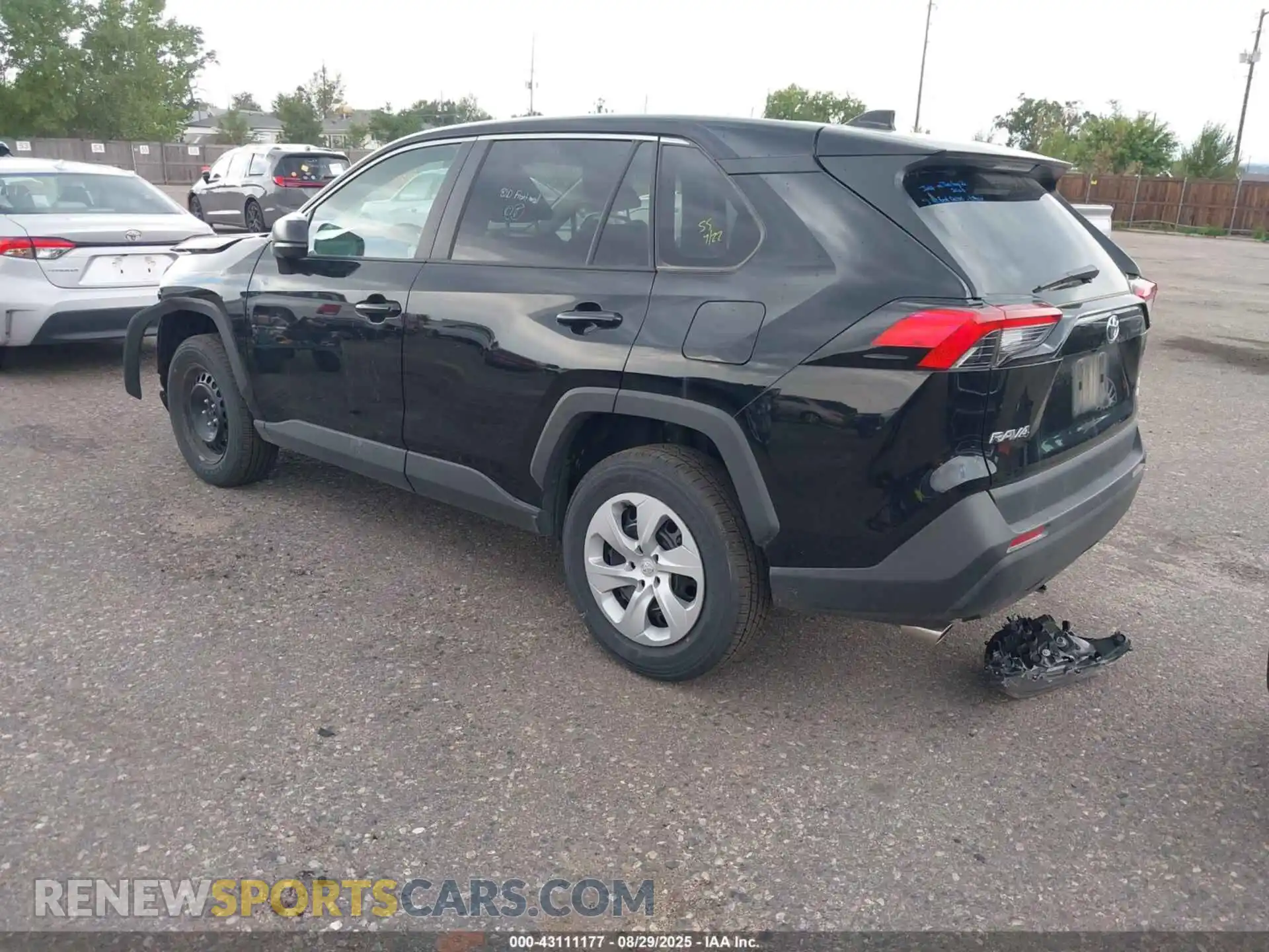 3 Фотография поврежденного автомобиля 2T3F1RFVXSW511891 TOYOTA RAV4 2025