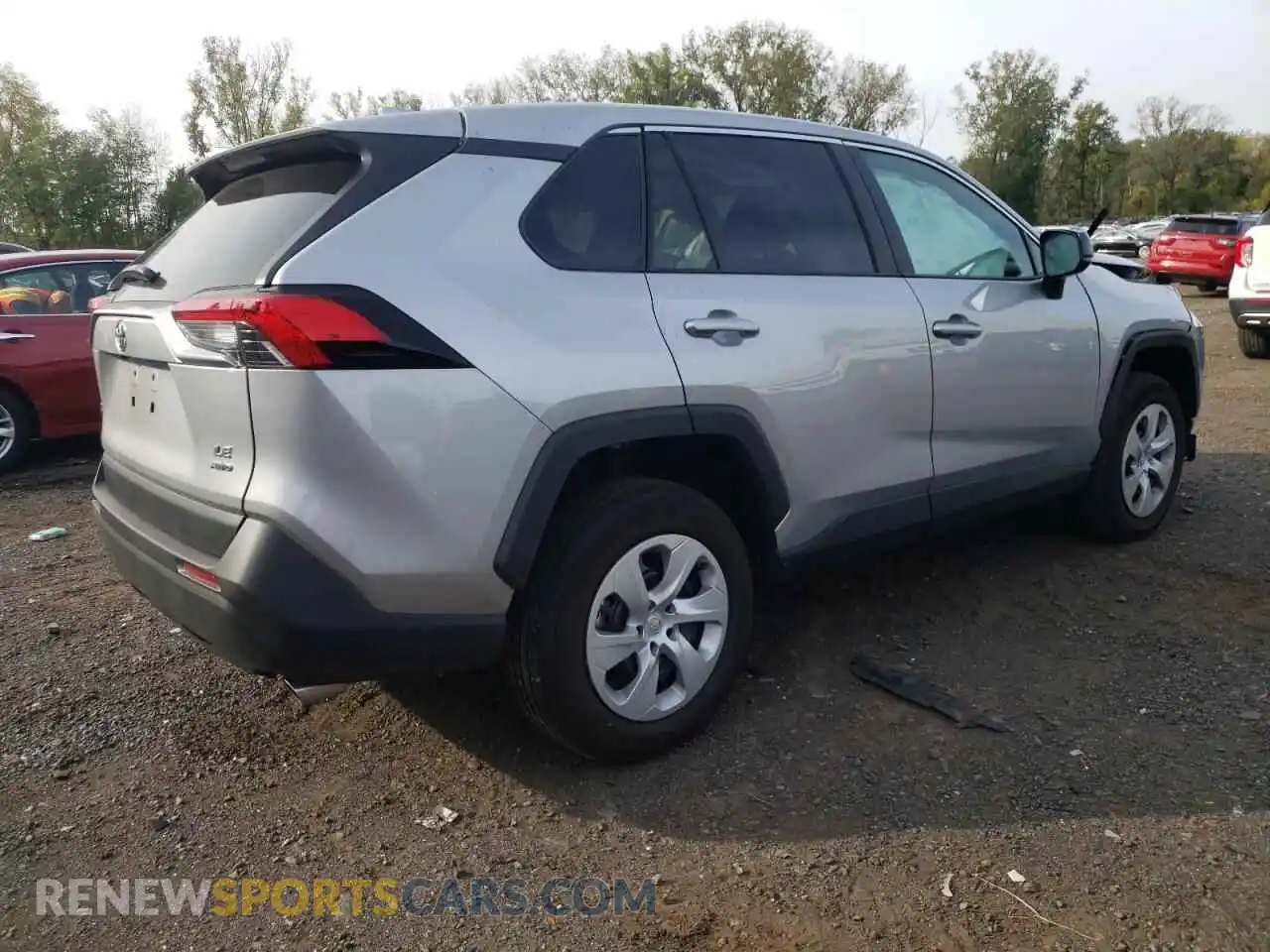 3 Photograph of a damaged car 2T3F1RFVXSW530960 TOYOTA RAV4 2025
