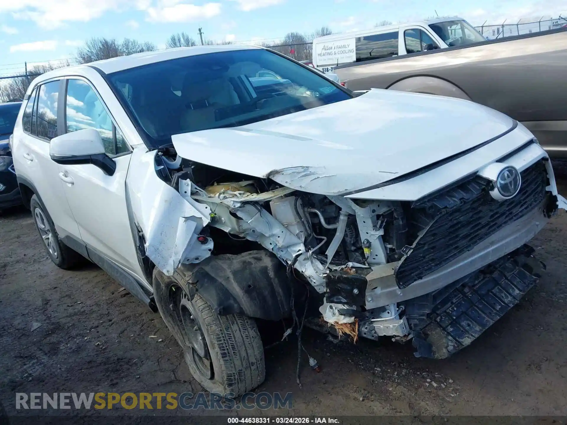 1 Photograph of a damaged car 2T3G1RFV2SW635383 TOYOTA RAV4 2025