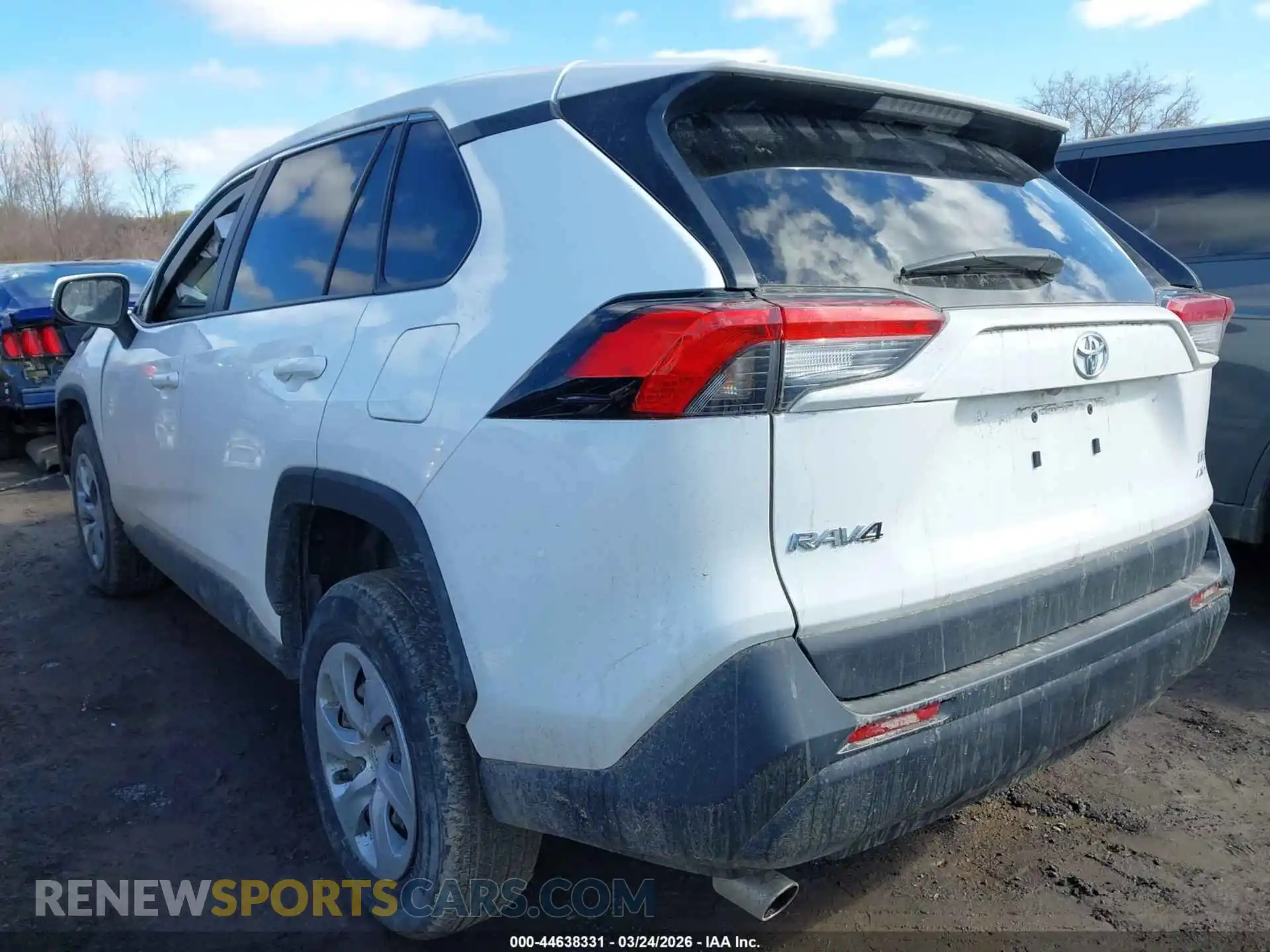 3 Photograph of a damaged car 2T3G1RFV2SW635383 TOYOTA RAV4 2025