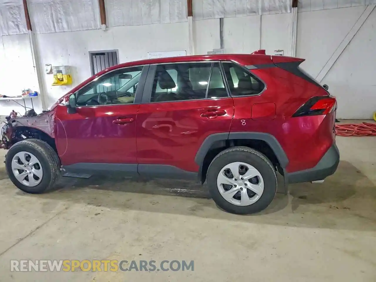 2 Фотография поврежденного автомобиля 2T3G1RFV4SW550934 TOYOTA RAV4 2025