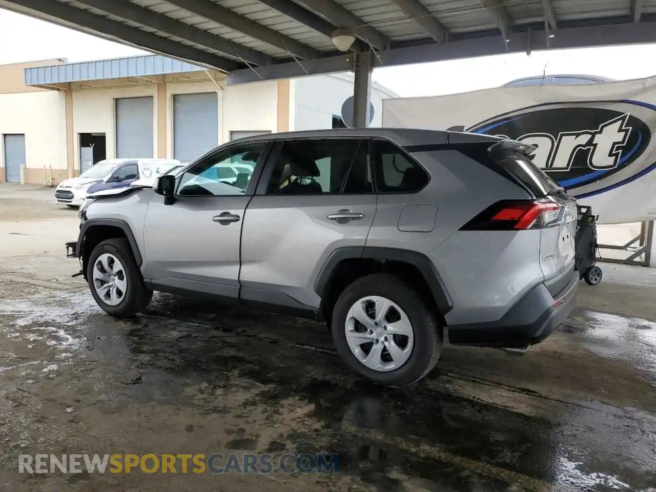 2 fotografías del automóvil dañado 2T3G1RFV5SW563711 TOYOTA RAV4 2025