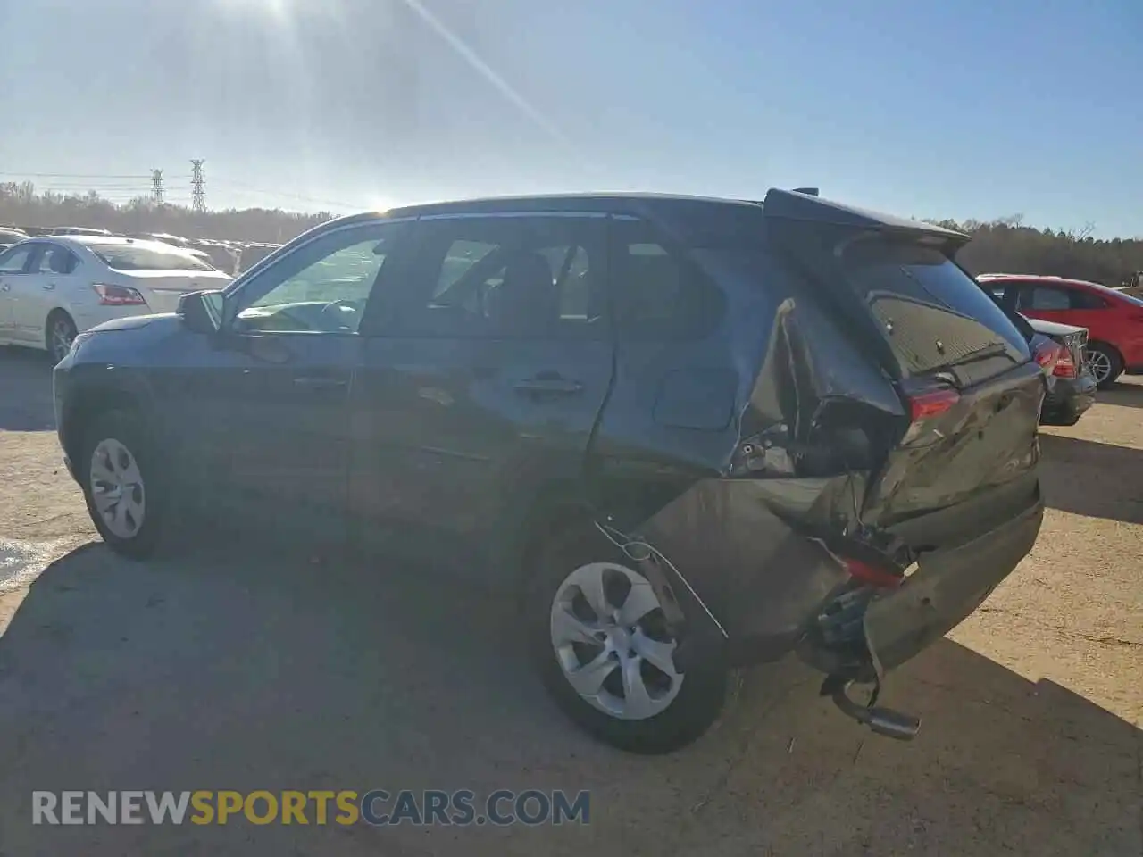 2 fotografías del automóvil dañado 2T3G1RFV6SW566813 TOYOTA RAV4 2025