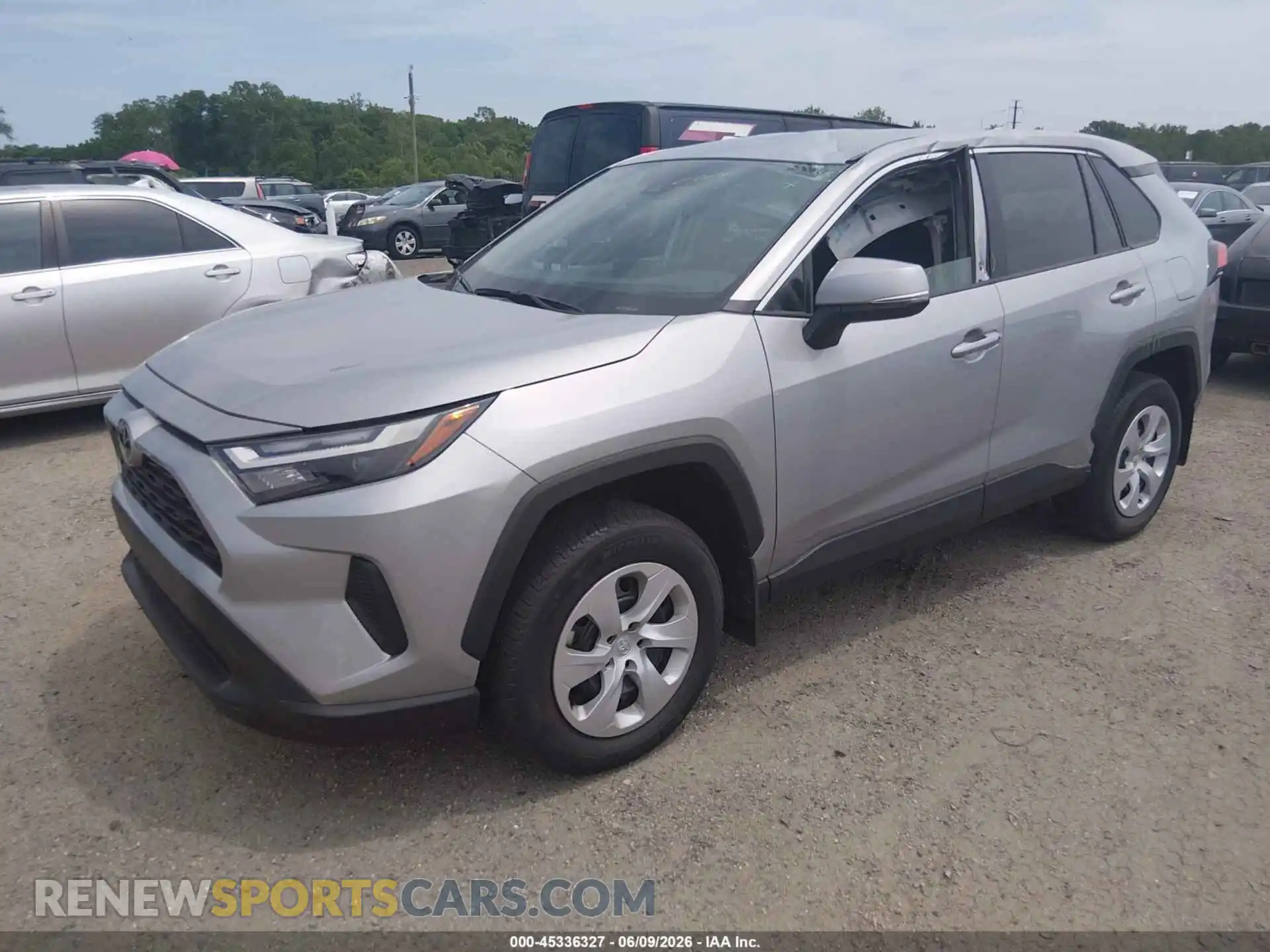 2 Photograph of a damaged car 2T3G1RFV6SW608624 TOYOTA RAV4 2025