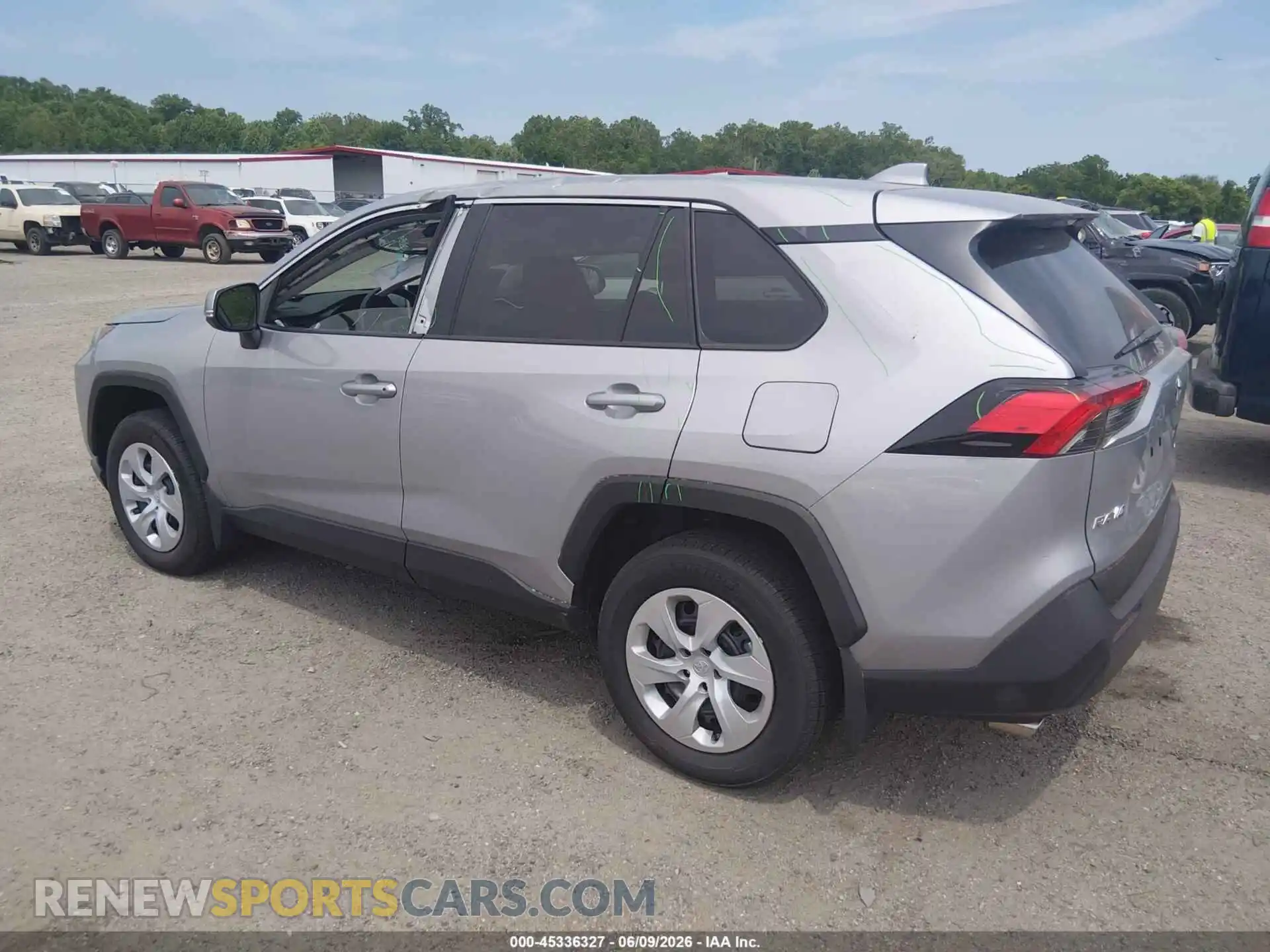 3 Photograph of a damaged car 2T3G1RFV6SW608624 TOYOTA RAV4 2025