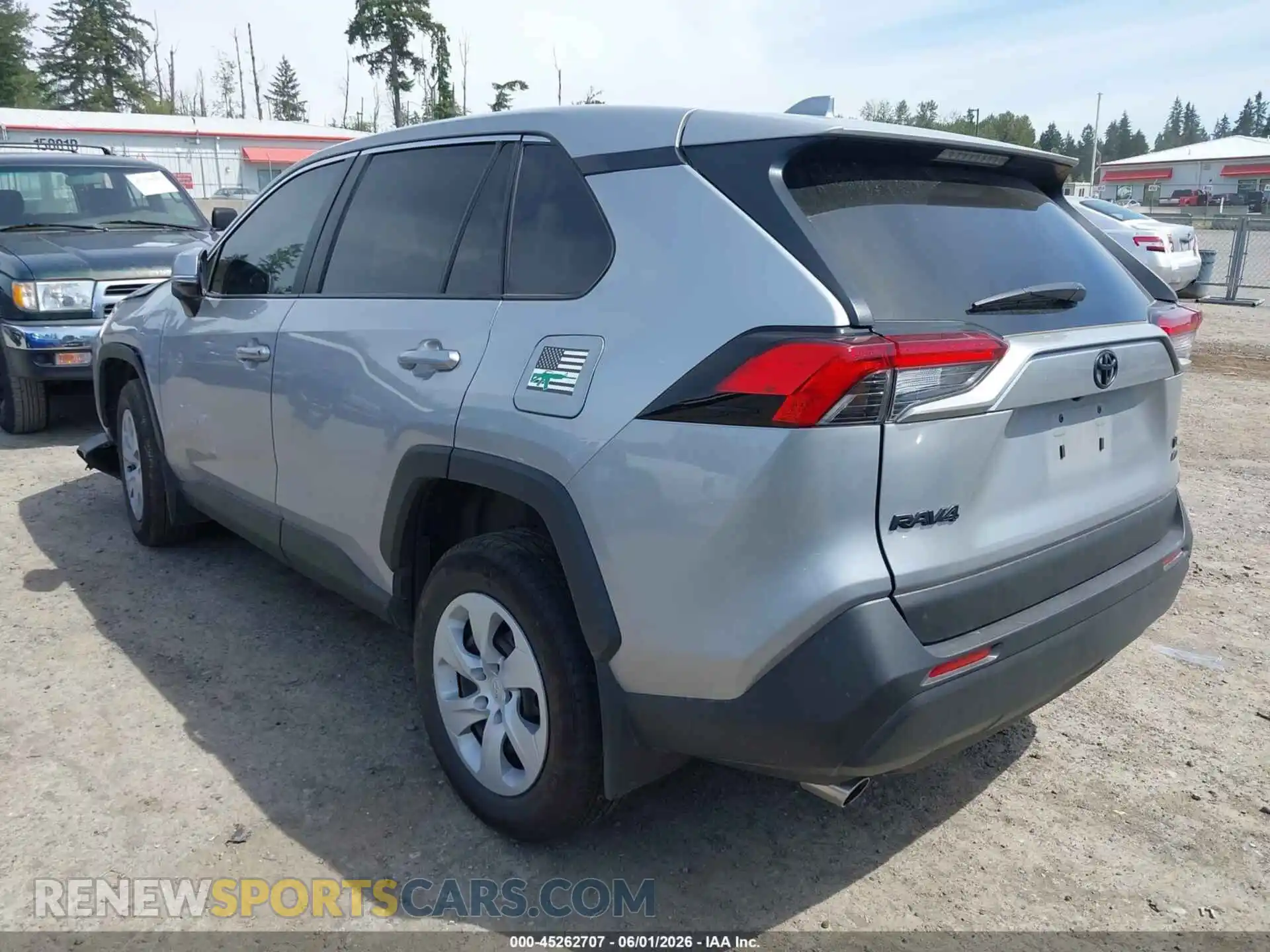 3 Фотография поврежденного автомобиля 2T3G1RFV7SW563029 TOYOTA RAV4 2025