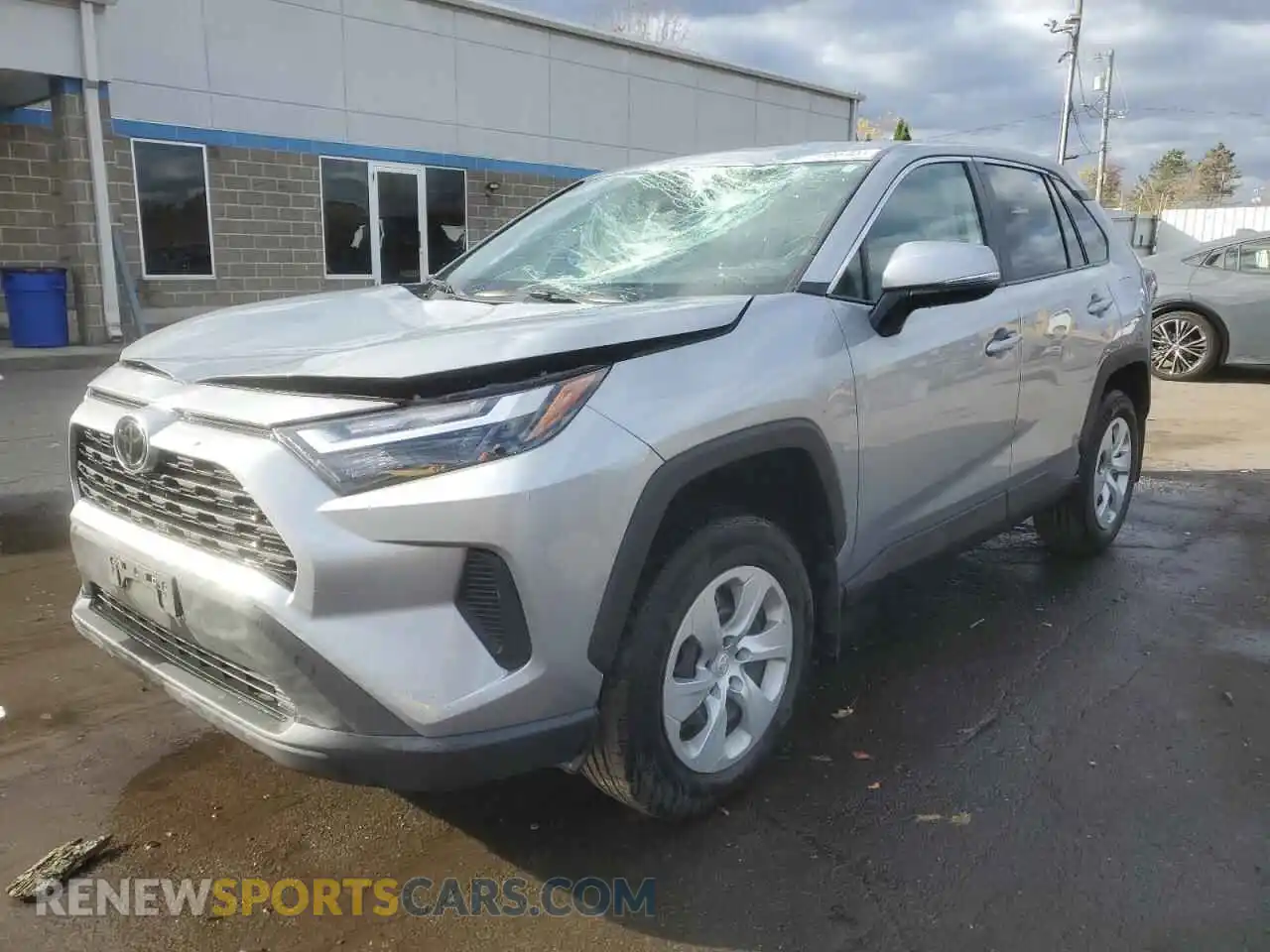 1 Photograph of a damaged car 2T3G1RFV8SW499986 TOYOTA RAV4 2025