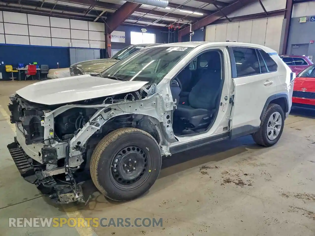 1 Photograph of a damaged car 2T3G1RFV8SW518908 TOYOTA RAV4 2025