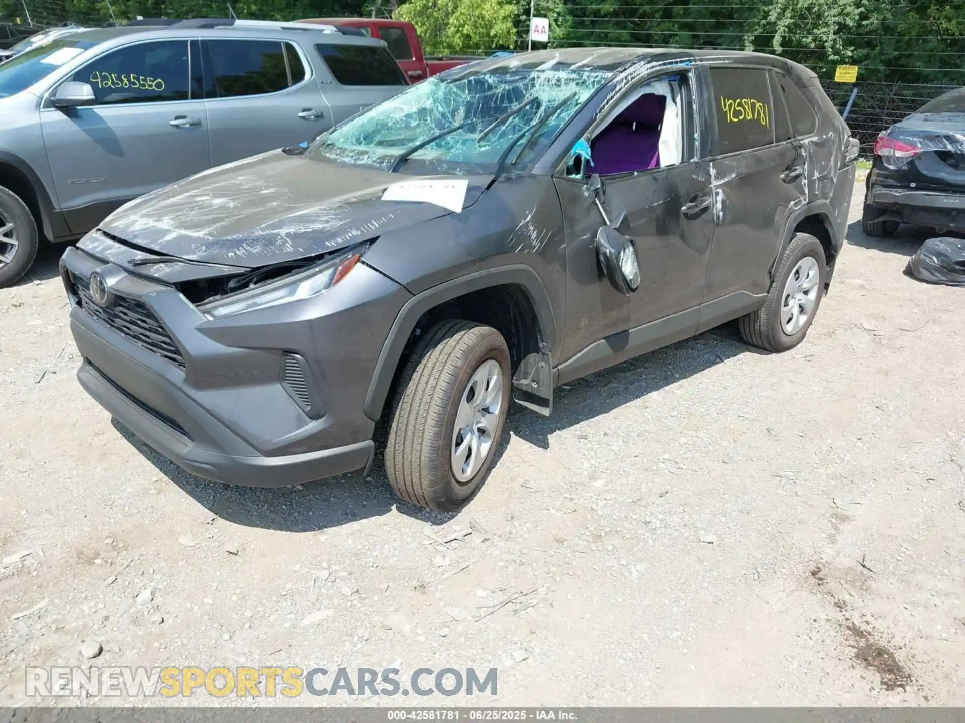 2 Photograph of a damaged car 2T3G1RFV9SC492272 TOYOTA RAV4 2025