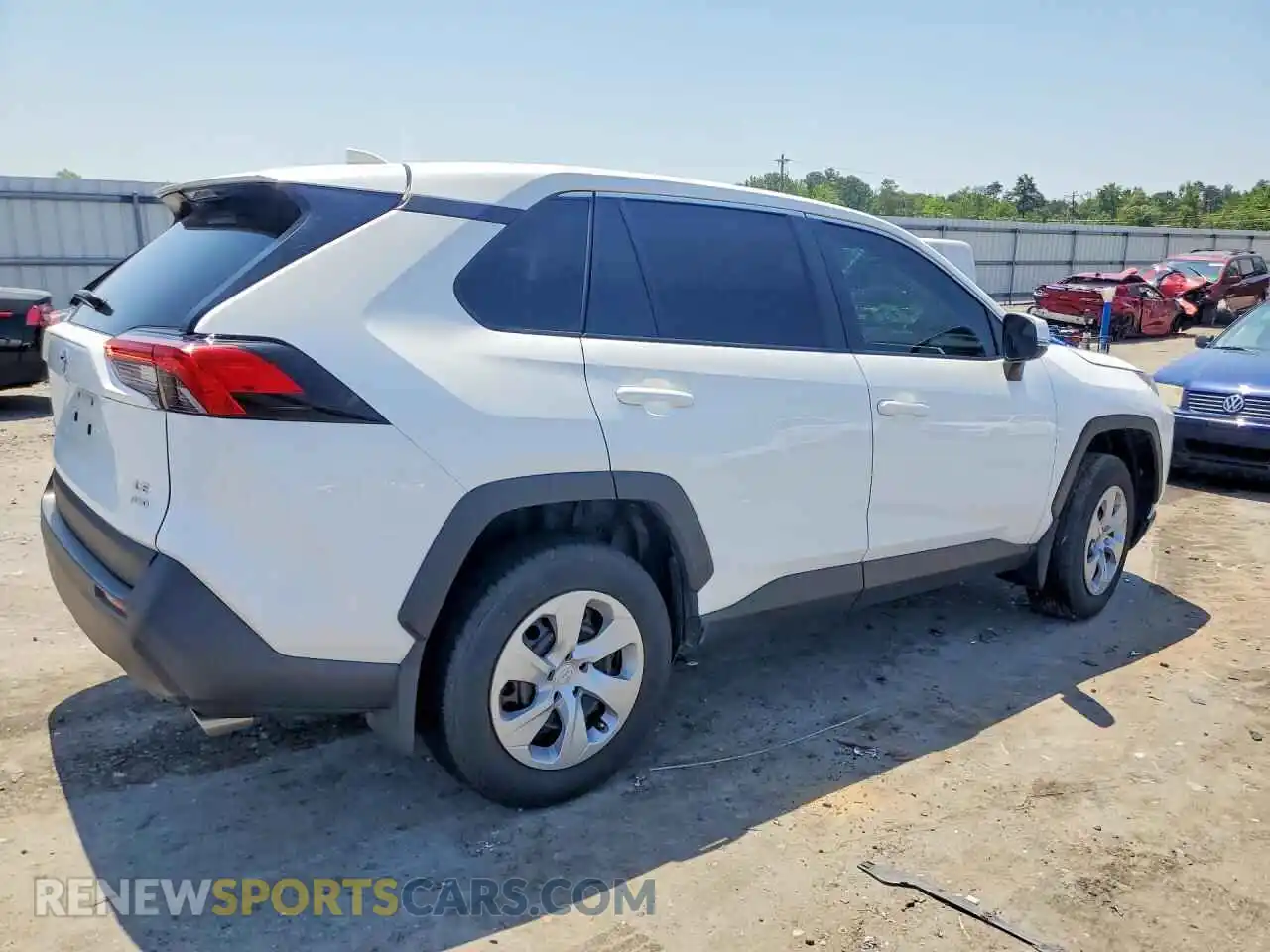 3 fotografías del automóvil dañado 2T3G1RFV9SW576882 TOYOTA RAV4 2025