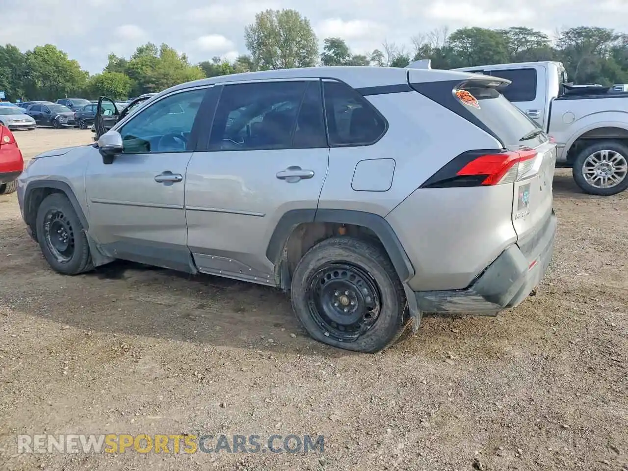 2 Фотография поврежденного автомобиля 2T3G1RFVXSW516707 TOYOTA RAV4 2025