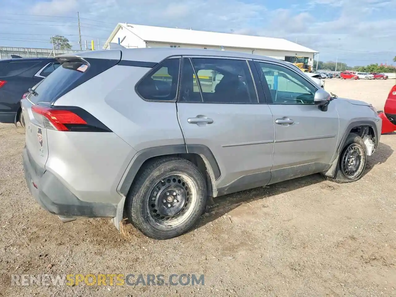 3 Фотография поврежденного автомобиля 2T3G1RFVXSW516707 TOYOTA RAV4 2025