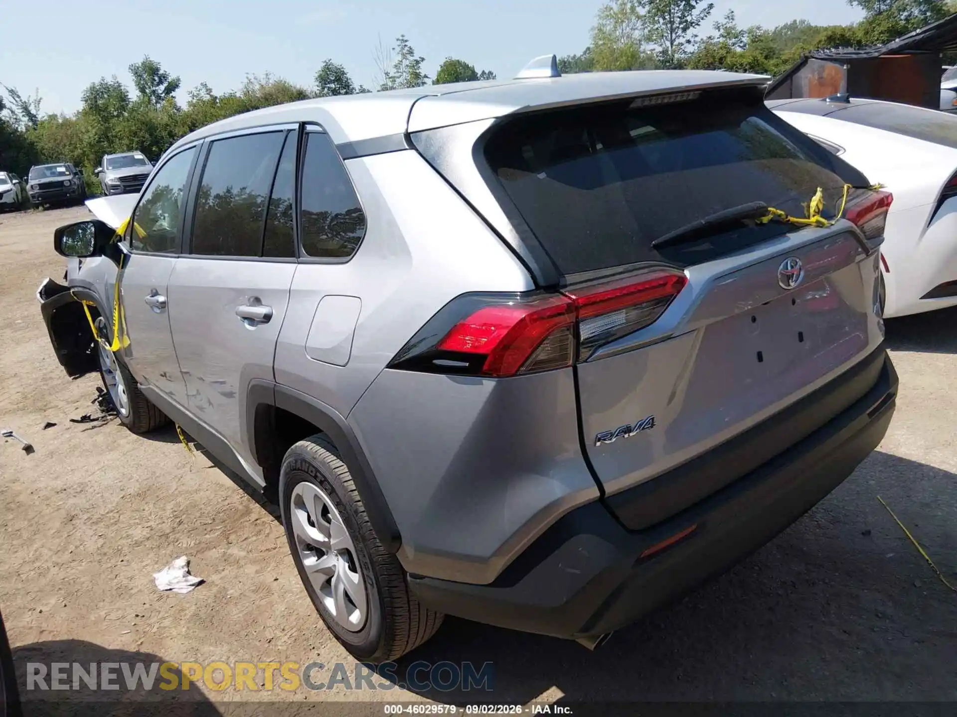 3 Фотография поврежденного автомобиля 2T3H1RFV0SC344046 TOYOTA RAV4 2025