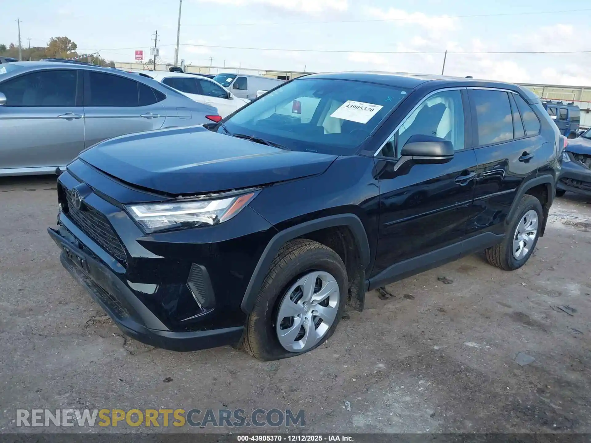 2 Photograph of a damaged car 2T3H1RFV0SW434828 TOYOTA RAV4 2025