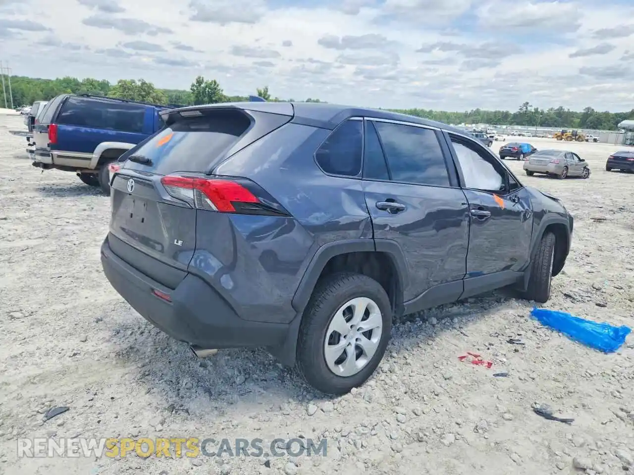 3 Фотография поврежденного автомобиля 2T3H1RFV0SW443321 TOYOTA RAV4 2025